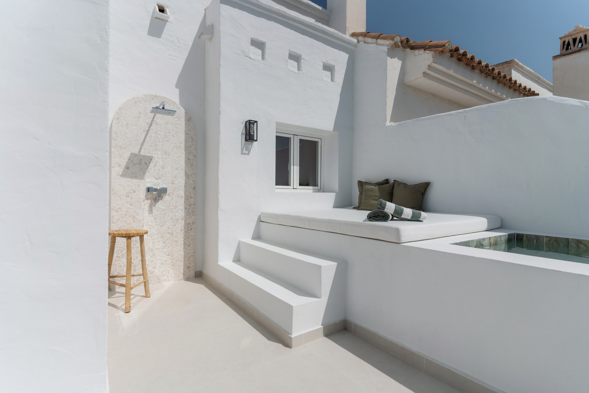 Duplex Penthouse in Nueva Andalucia, Marbella - Image 19