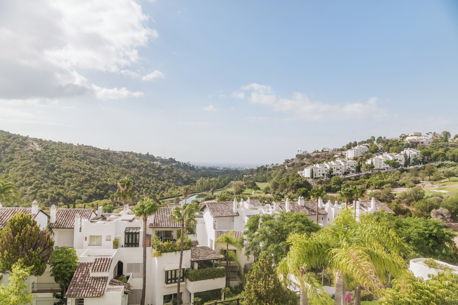 Duplex Penthouse en La Quinta, Benahavis - Image 33