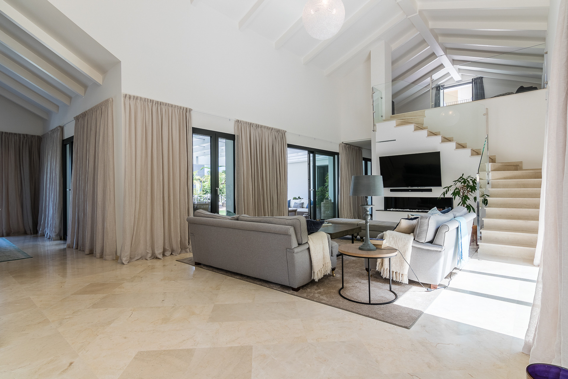 Villa en Nueva Andalucia, Marbella - Image 5