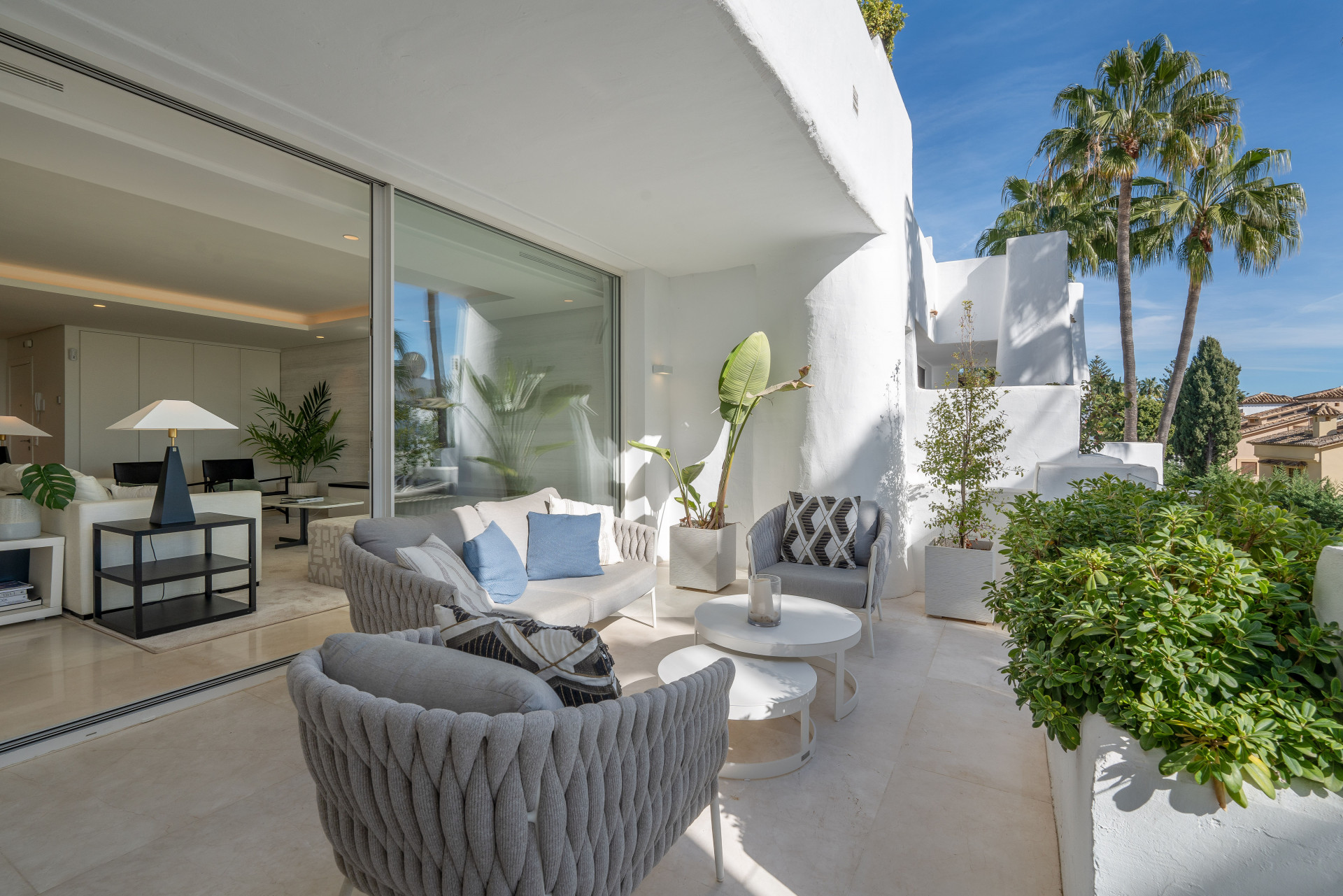 Duplex Penthouse en Marbella Golden Mile, Marbella - Image 2