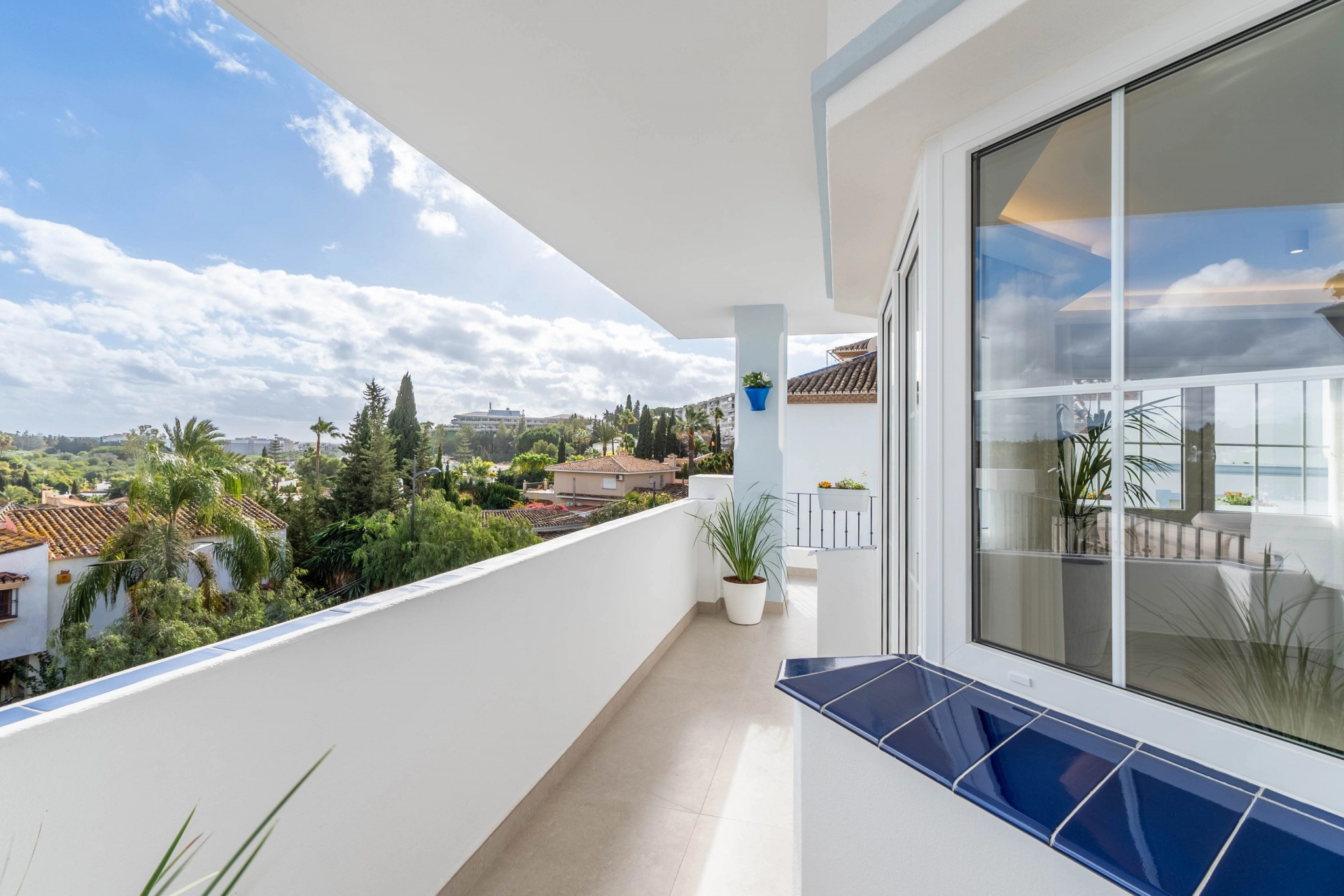 Duplex Penthouse en Nueva Andalucia, Marbella - Image 43