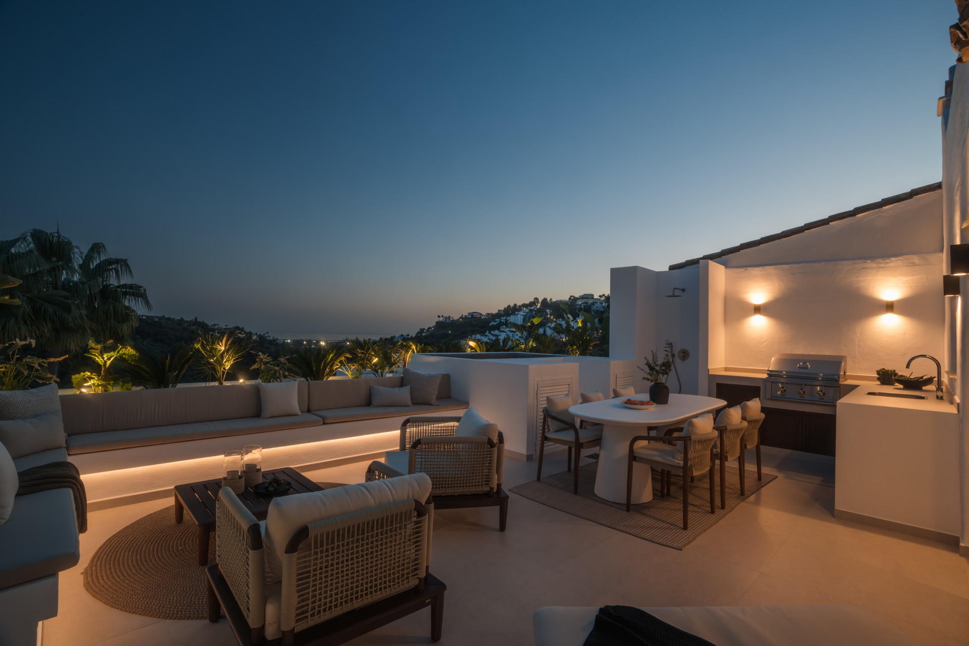 Duplex Penthouse in La Quinta, Benahavis - Image 27