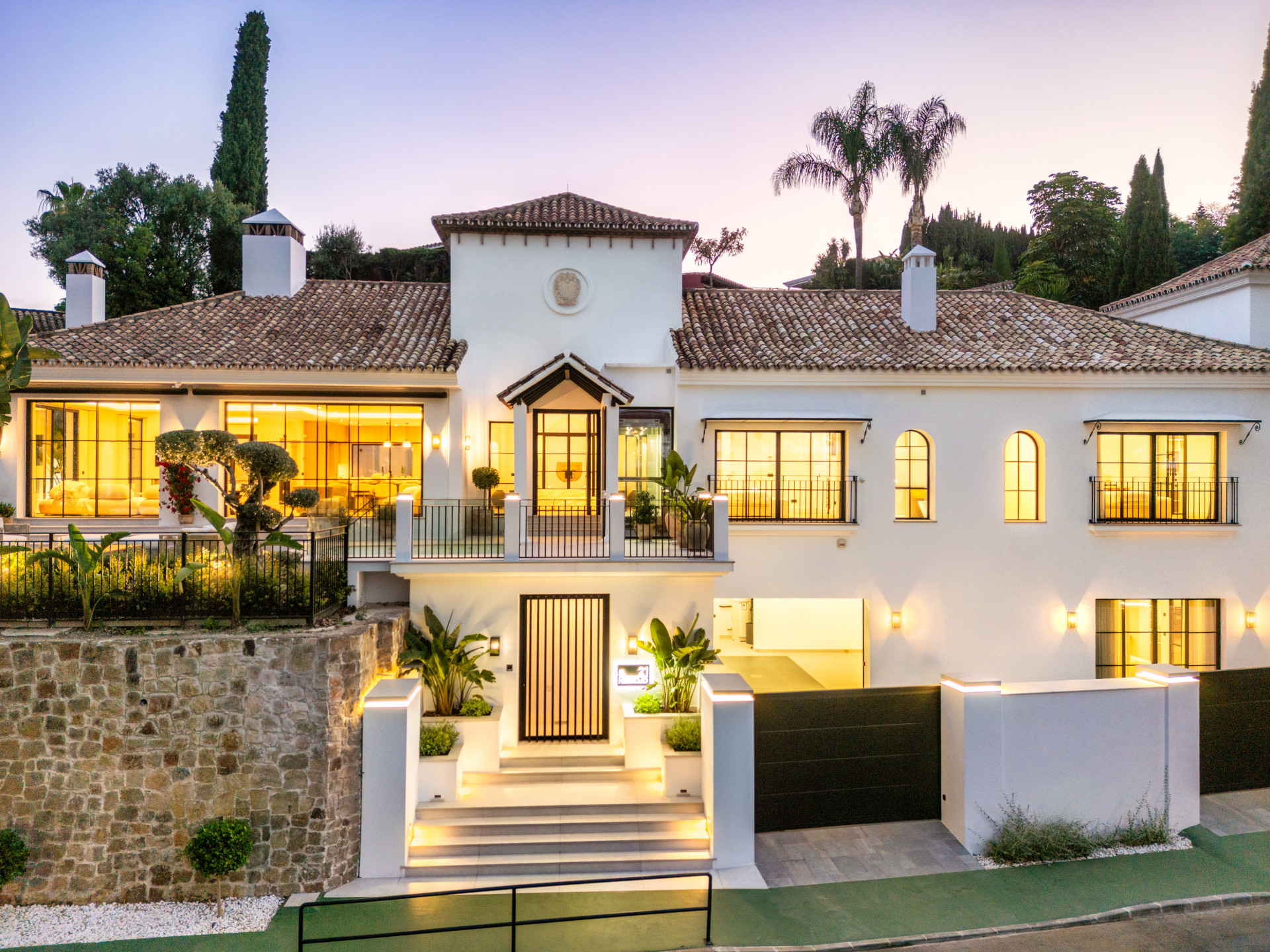 Villa in El Herrojo, Benahavis - Image 4