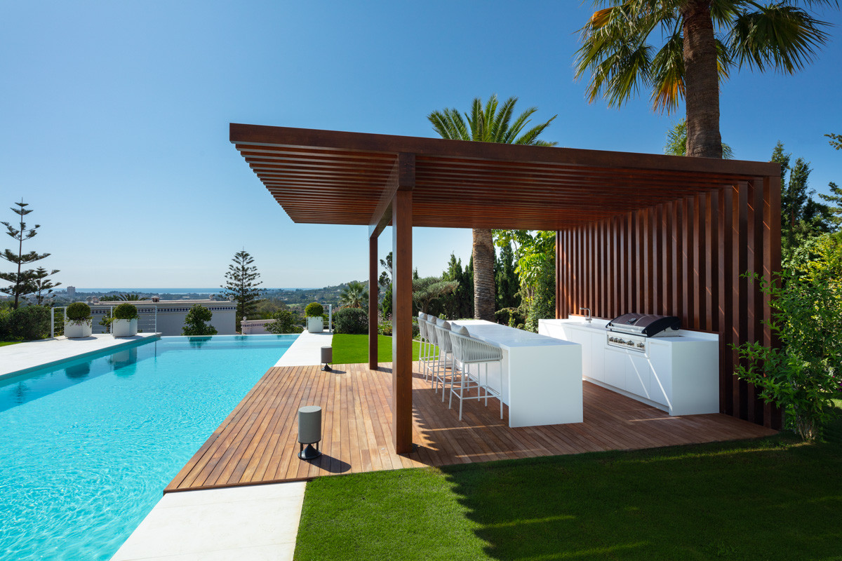 Villa in Nueva Andalucia, Marbella - Image 9