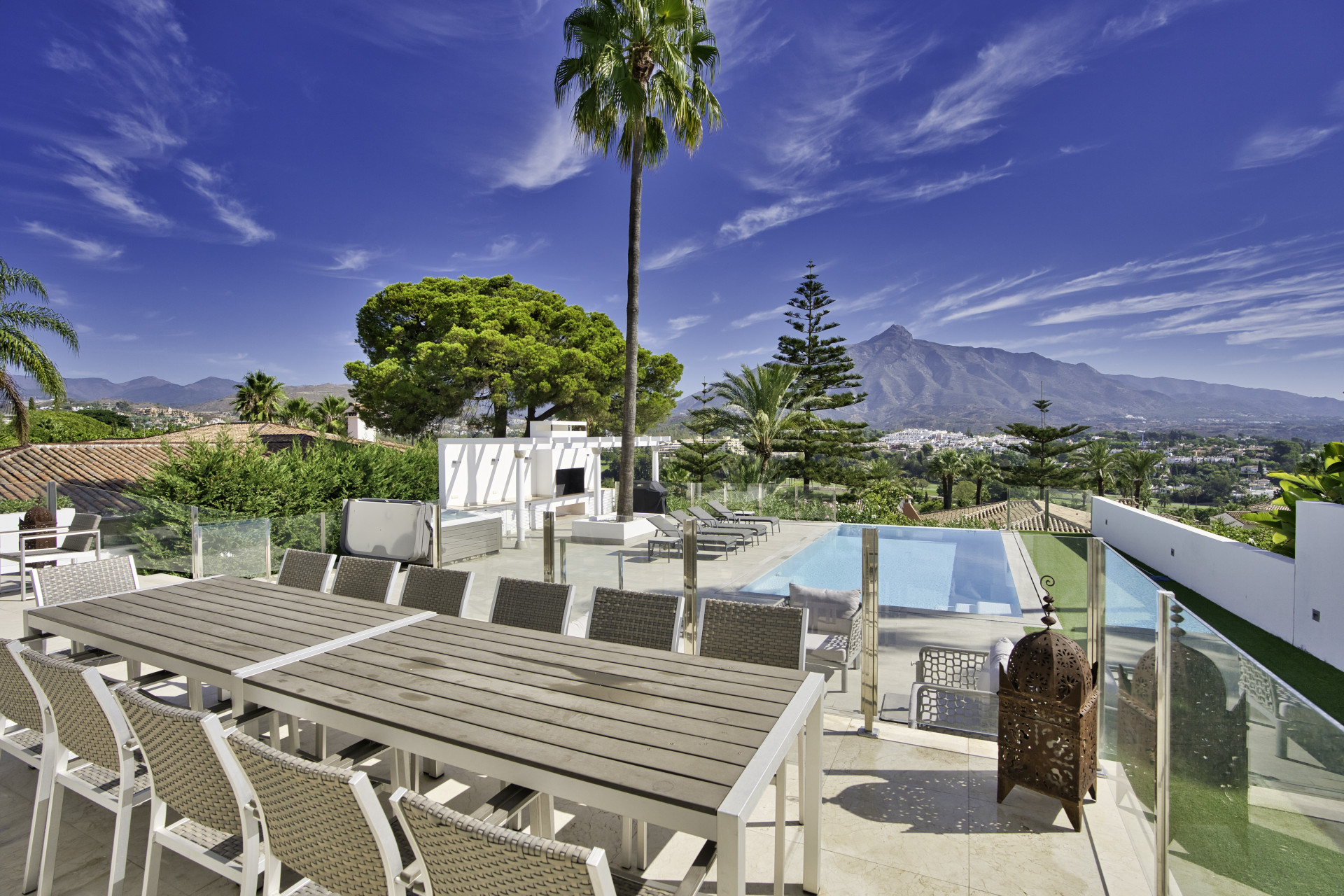 Villa in Nueva Andalucia, Marbella - Image 7