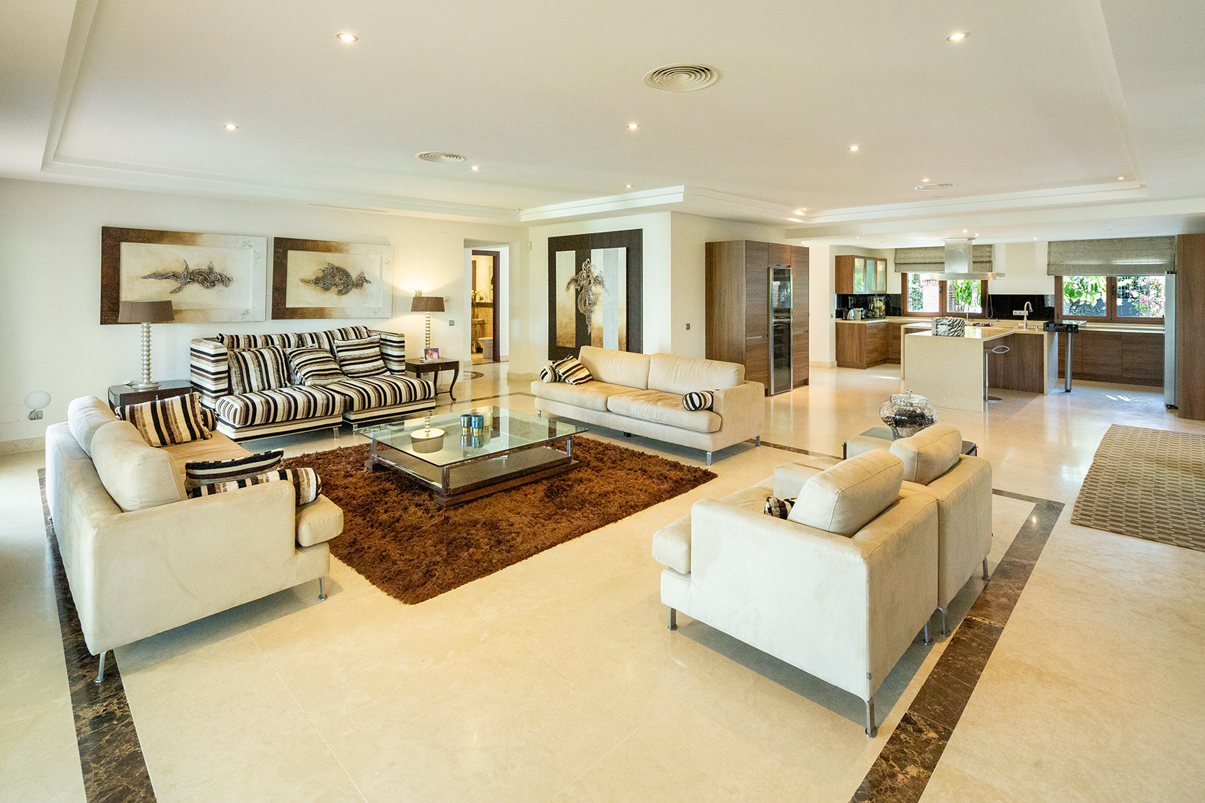 Villa en Nueva Andalucia, Marbella - Image 3