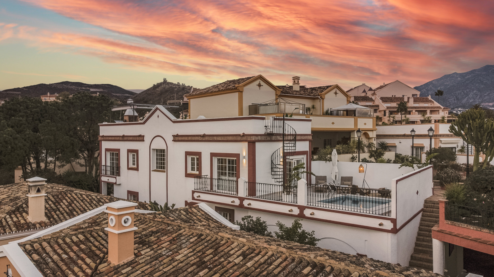 House in Nueva Andalucia, Marbella - Image 18