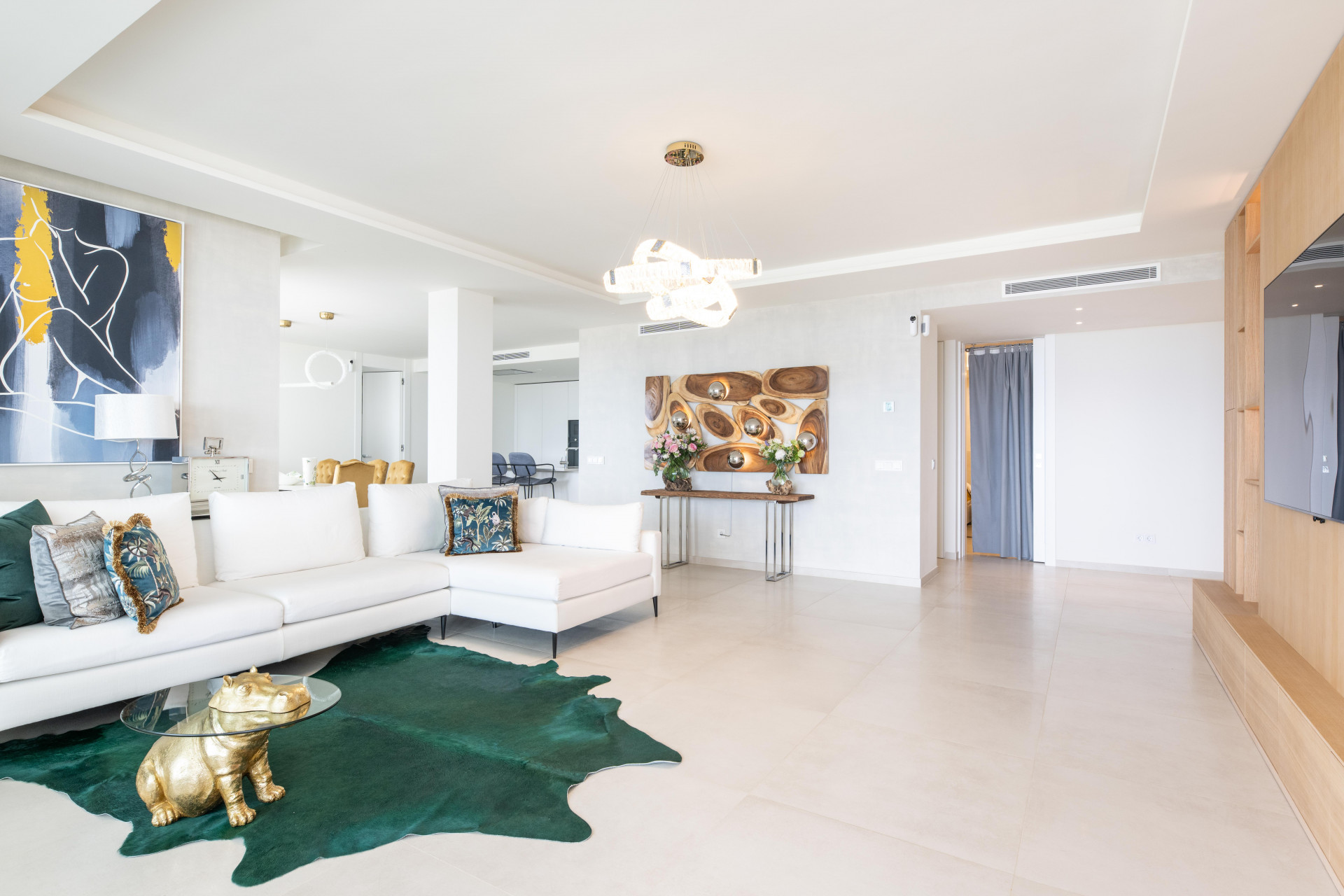 Apartment in Nueva Andalucia, Marbella - Image 12