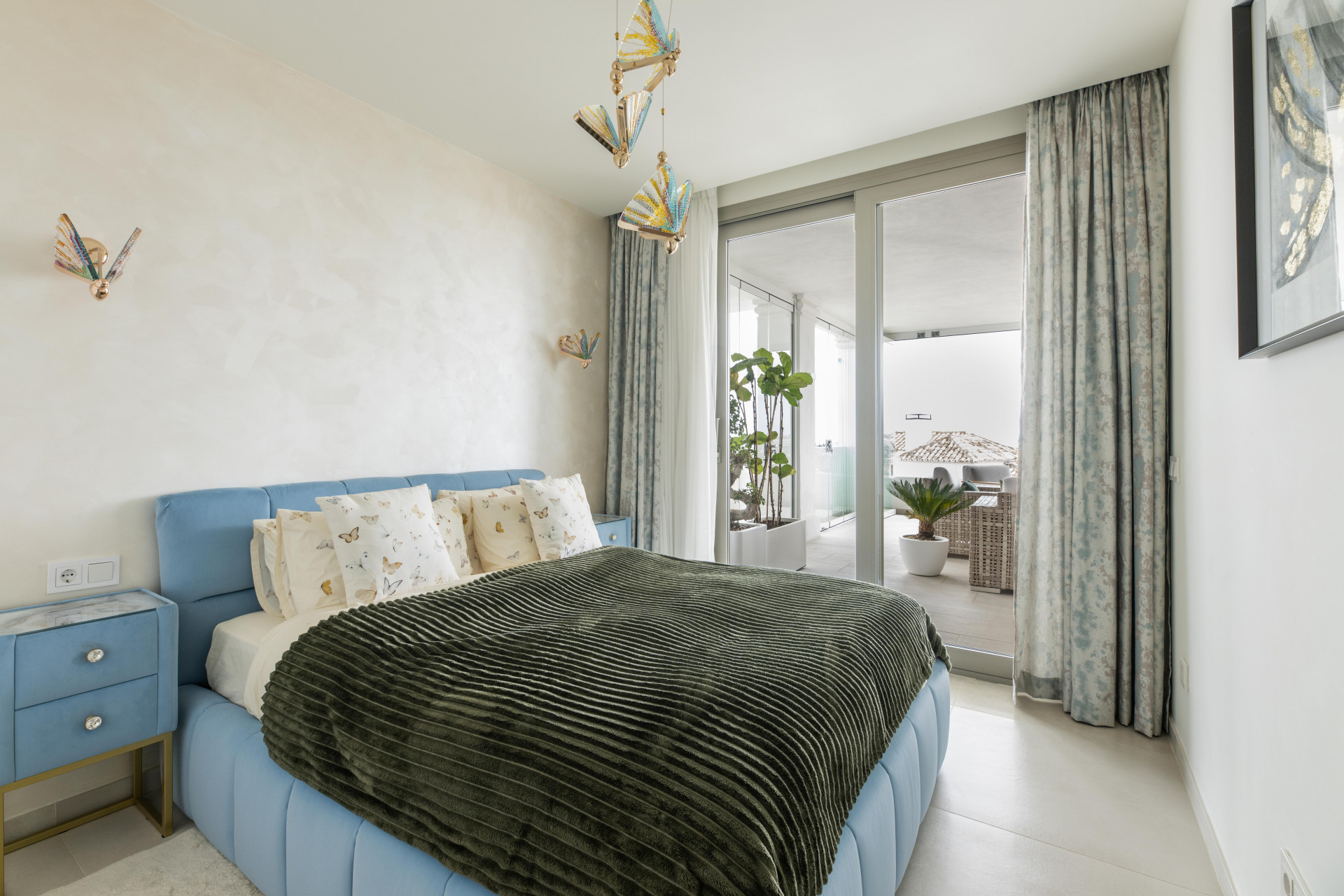 Apartment in Nueva Andalucia, Marbella - Image 24