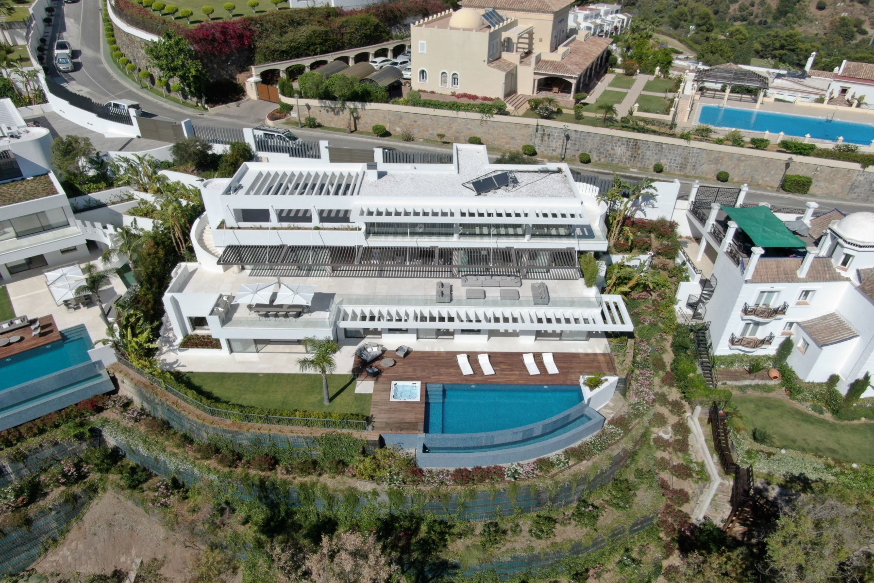 Villa in La Quinta Golf, Benahavis - Image 2