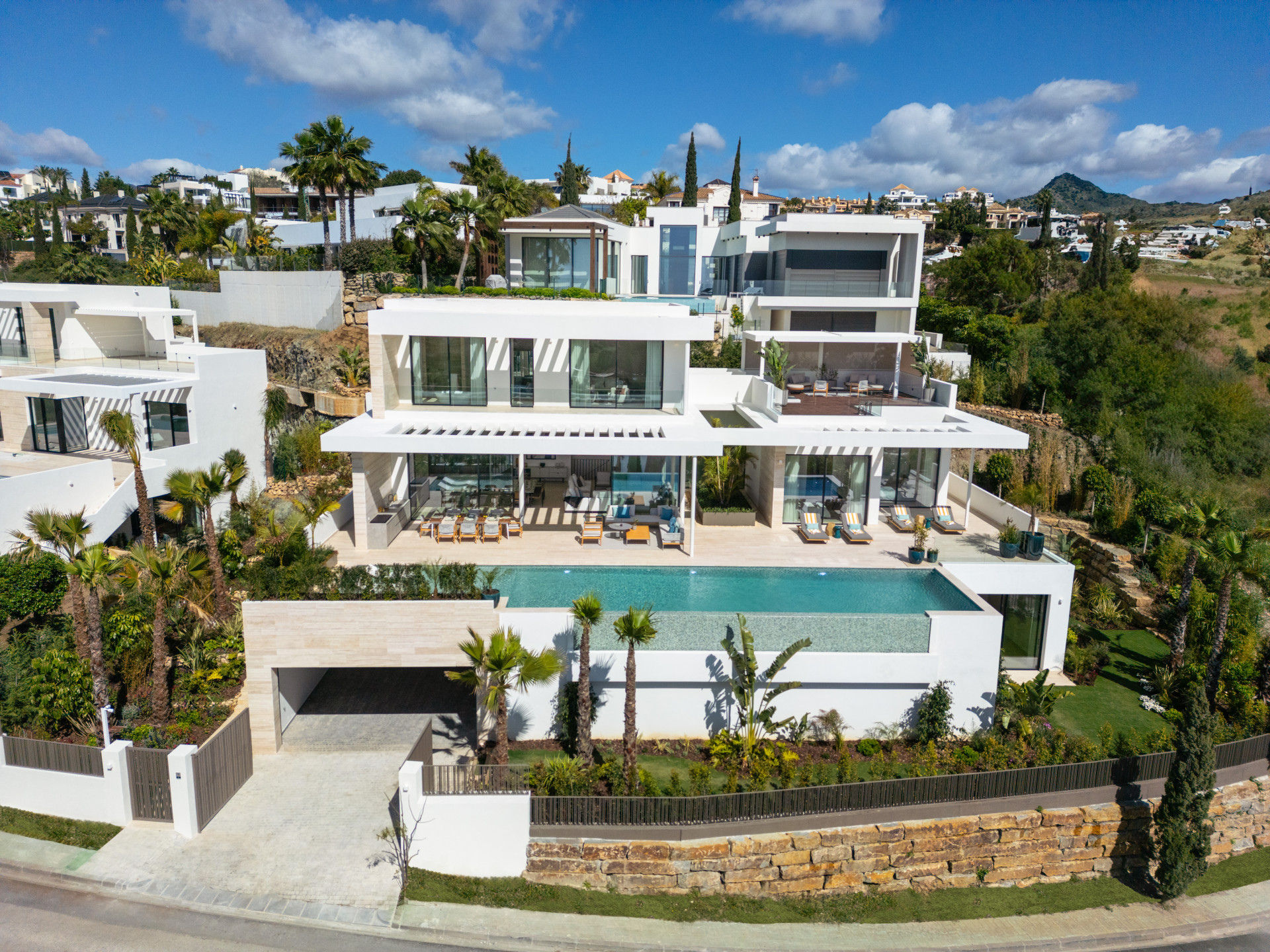 Villa in Los Flamingos, Benahavis - Image 32