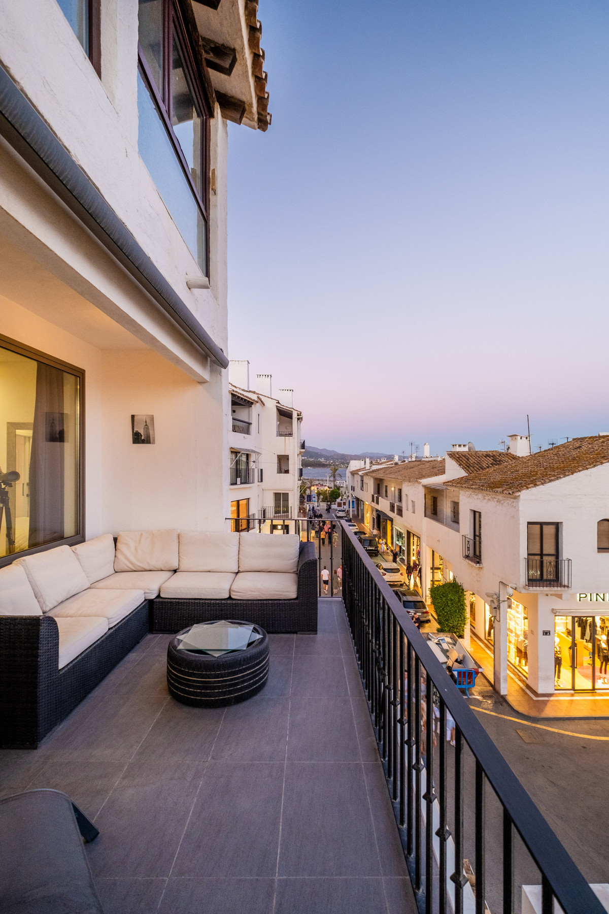 Apartment in Marbella &#8211; Puerto Banus, Marbella - Image 18