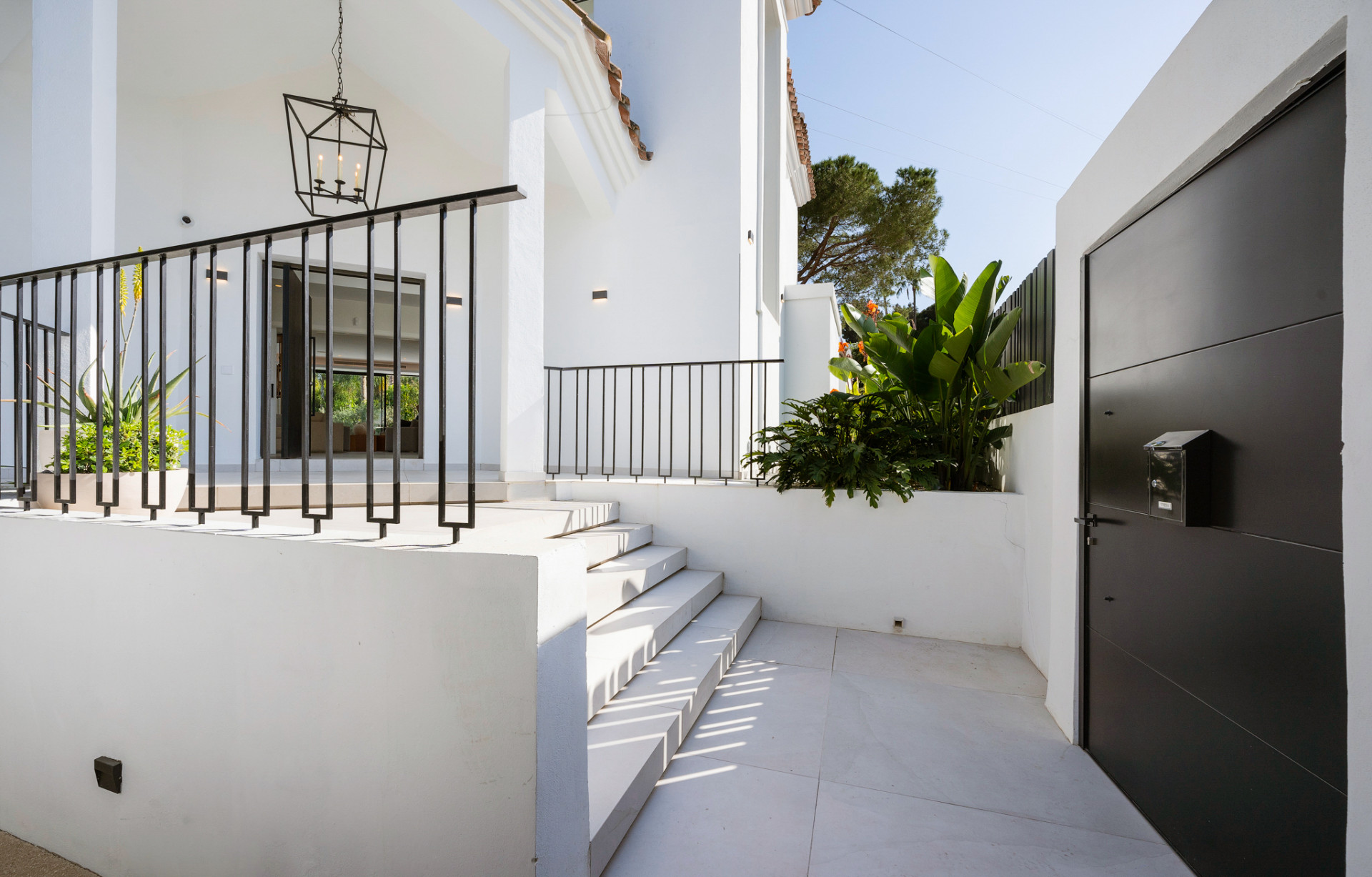 Villa en Nueva Andalucia, Marbella - Image 3