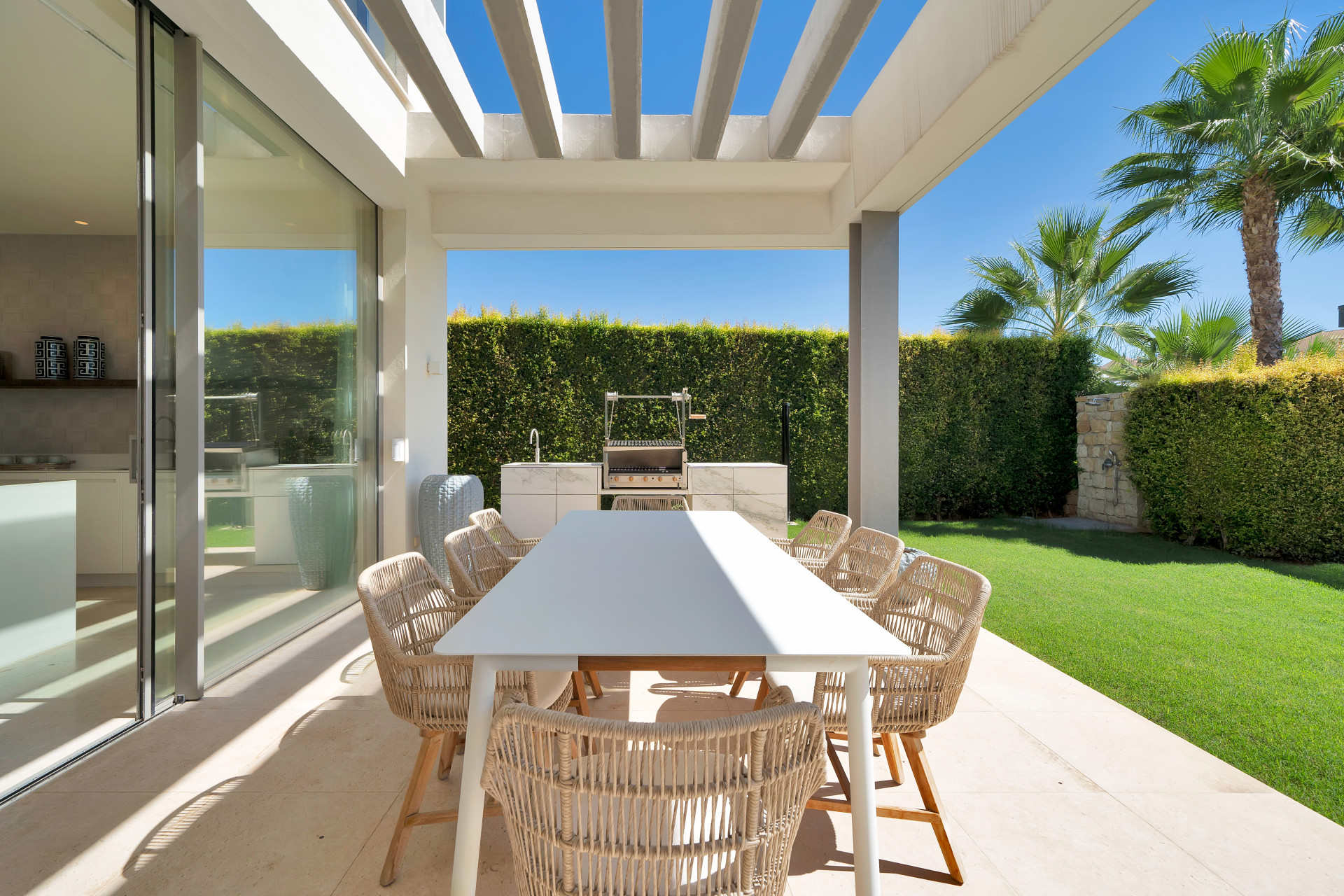 Villa in La Alqueria, Benahavis - Image 19