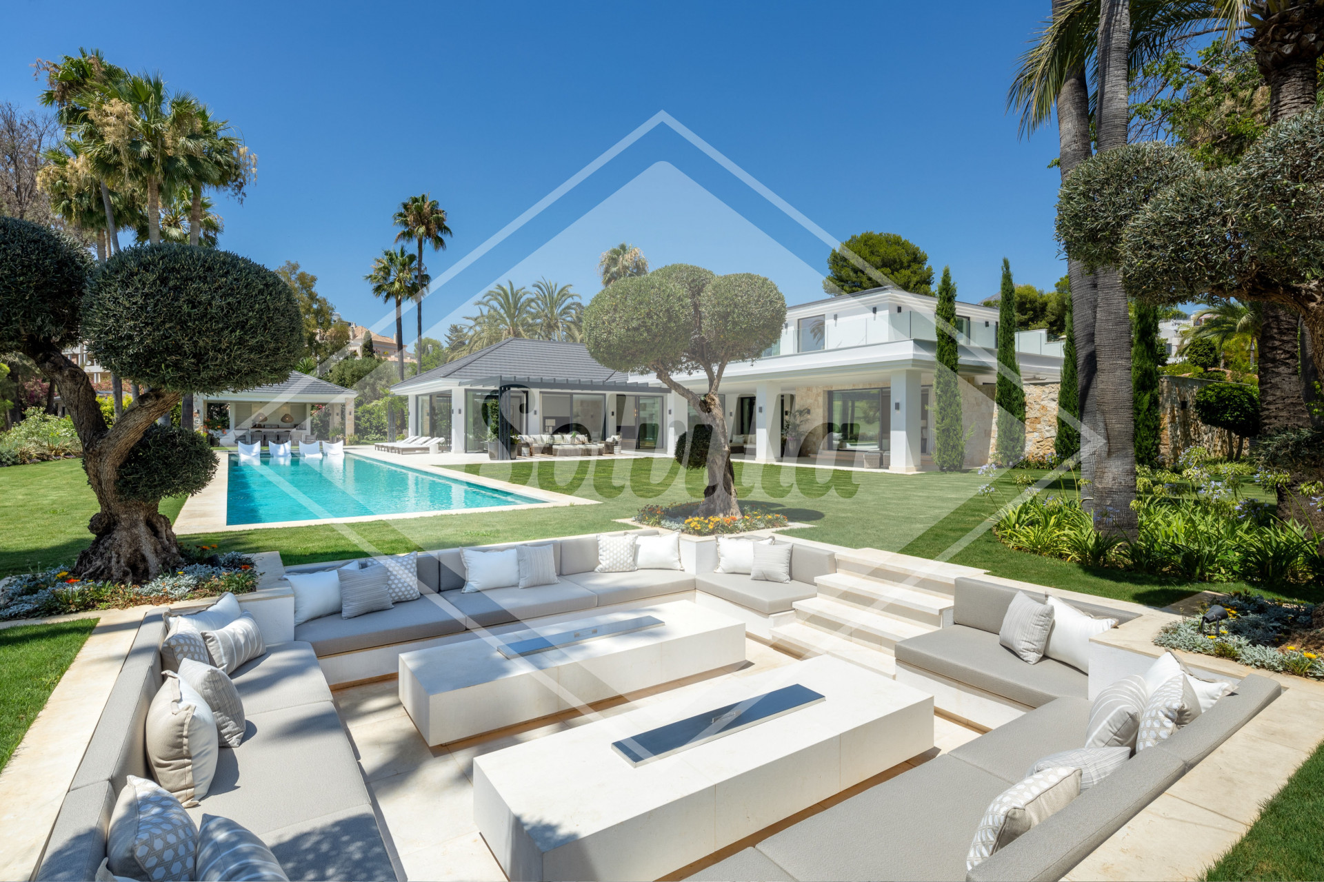 Villa en Nueva Andalucia, Marbella - Image 2