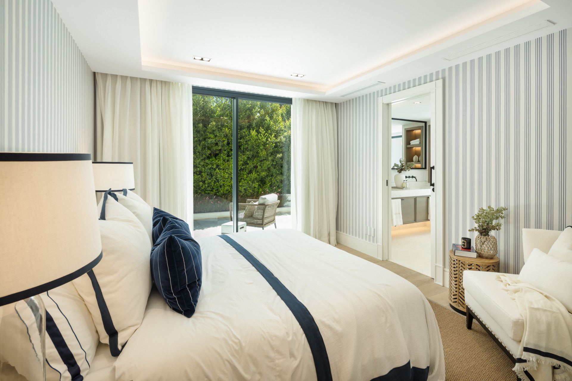 Villa in Nueva Andalucia, Marbella - Image 20