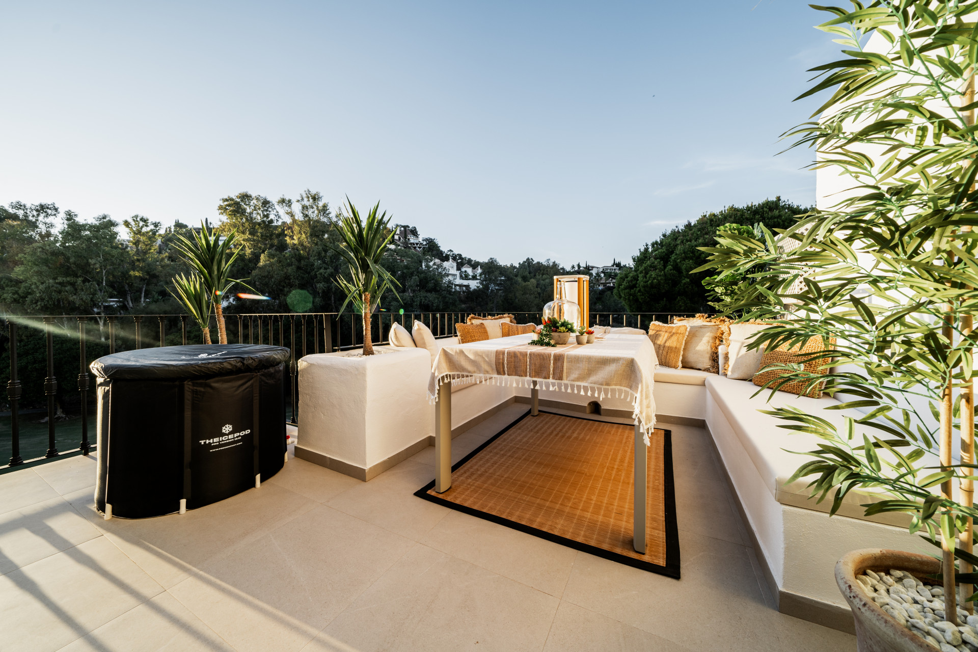 Duplex Penthouse in Eagles Village, Benahavis - Image 12