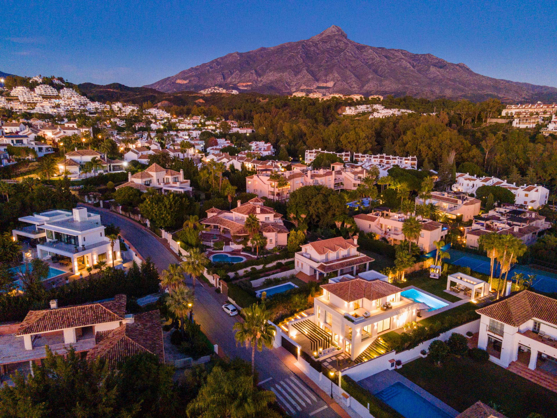 Villa en Nueva Andalucia, Marbella - Image 34