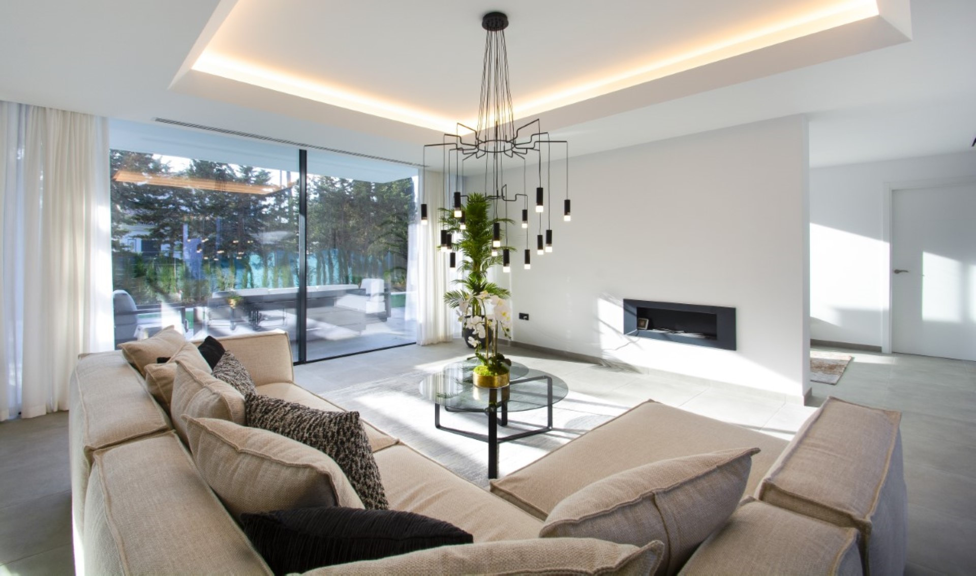 Brand new contemporary villa in Valle Romano Golf, Estepona