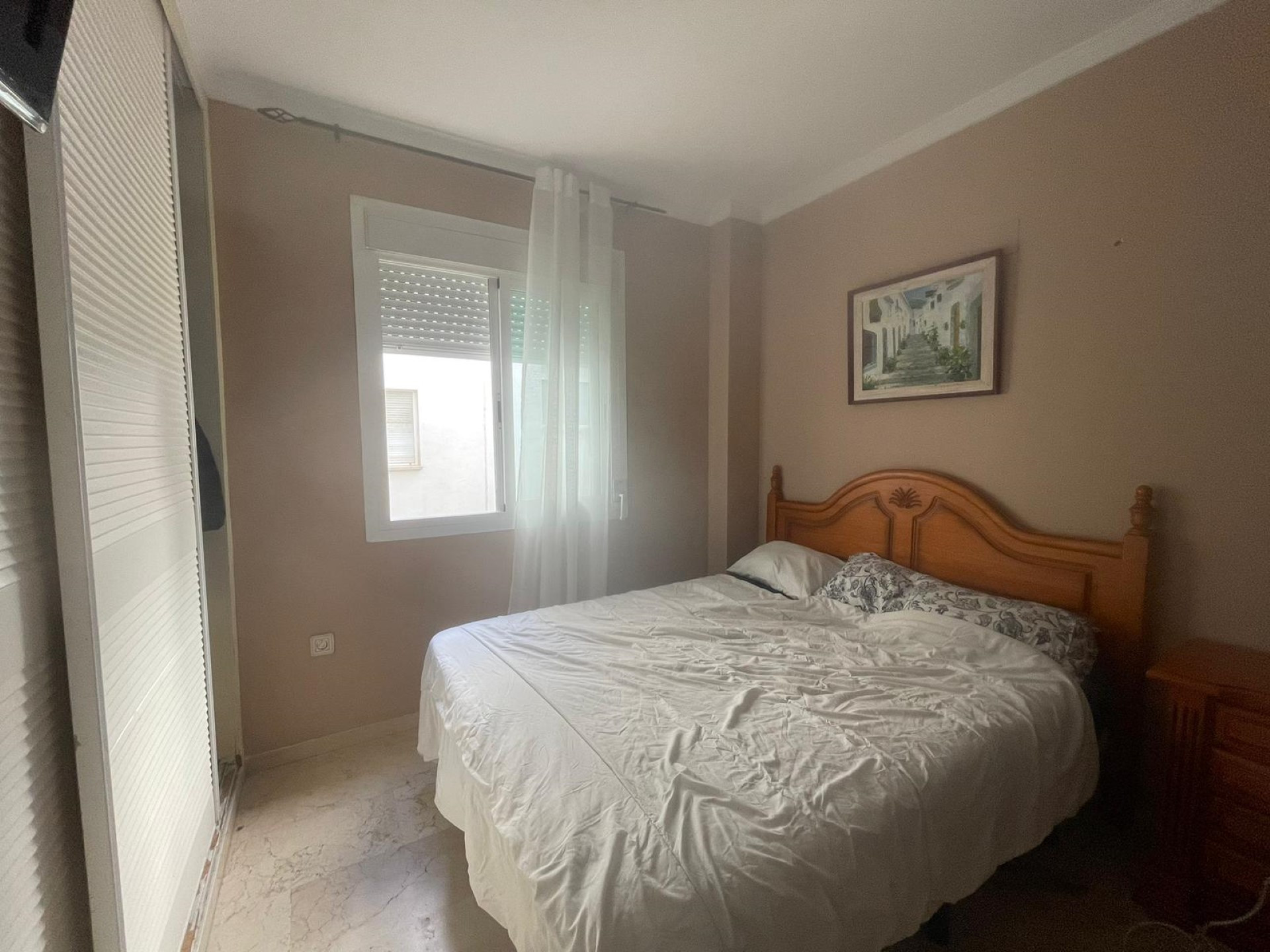 Apartamento de 2 dormitorios en Puerto Banús con preciosas vistas a la Plaza Antonio Banderas