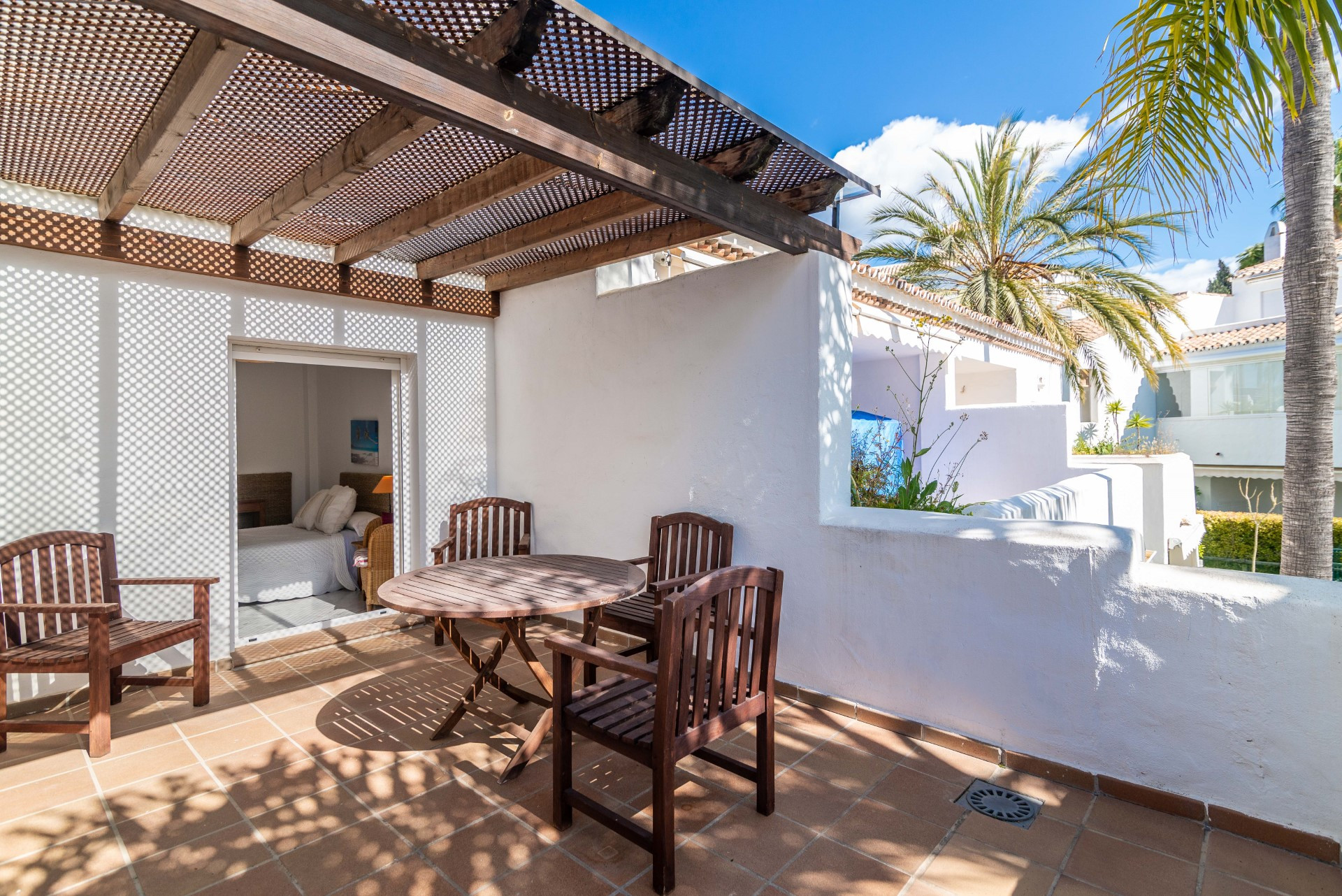 Spacious 4 bedroom beachfront townhouse in Bahia de Marbella, Marbella East 