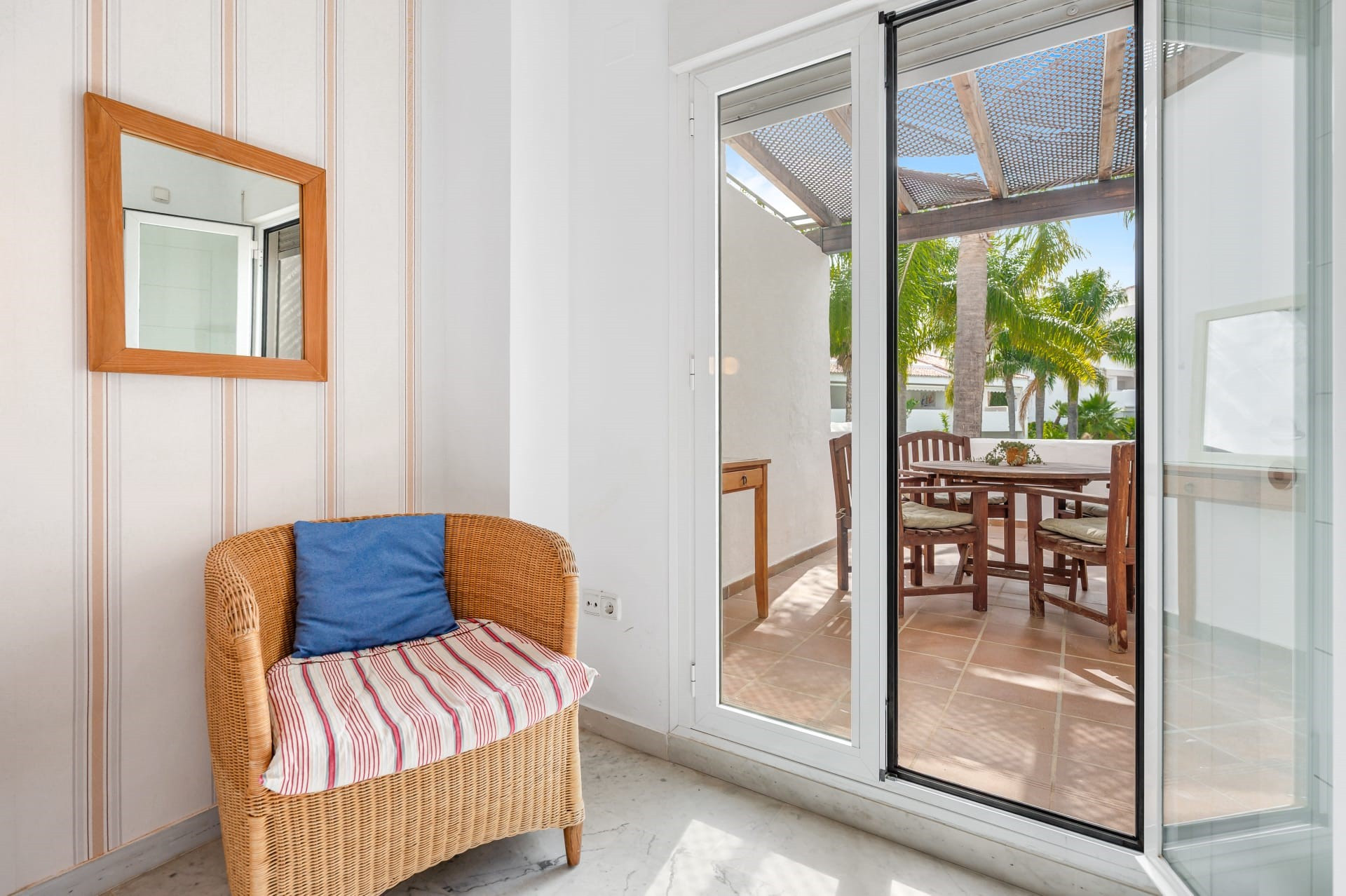 Spacious 4 bedroom beachfront townhouse in Bahia de Marbella, Marbella East 
