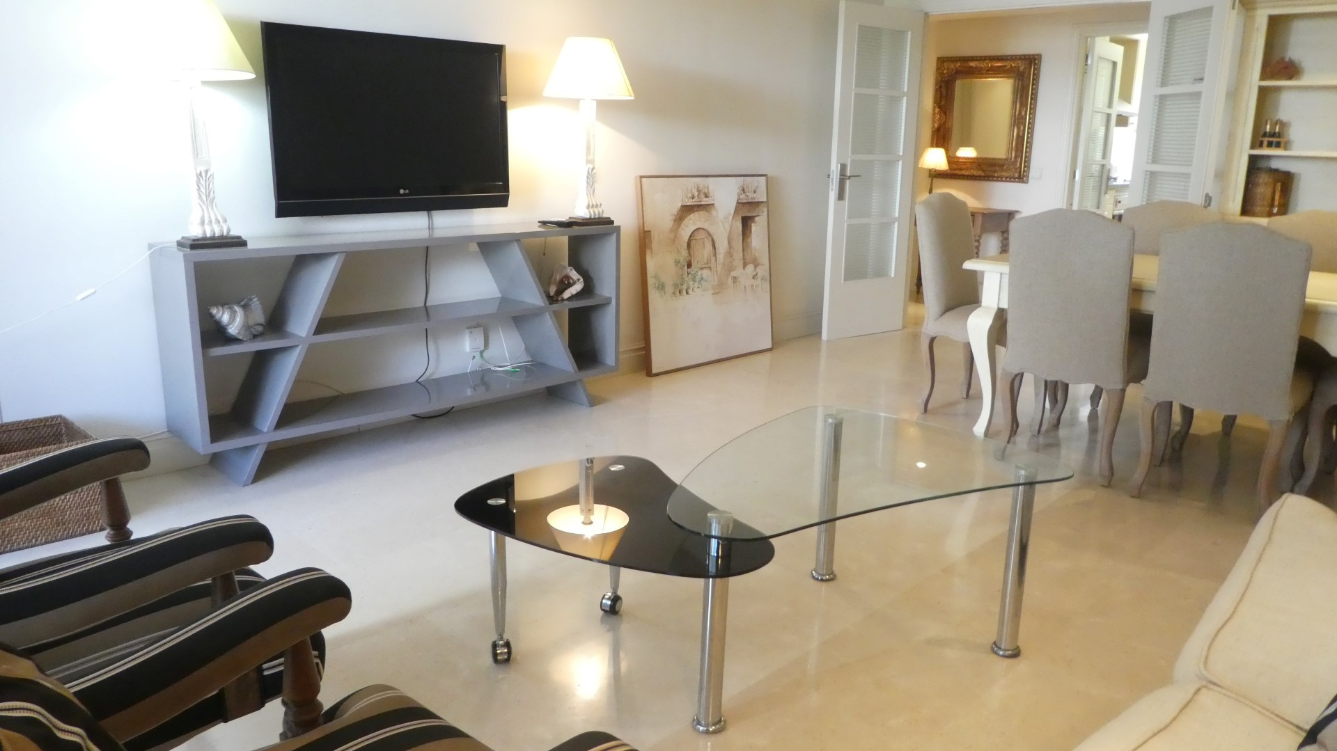 A lovely 3 bedroom apartment in Las Cañas beach, The Golden Mile