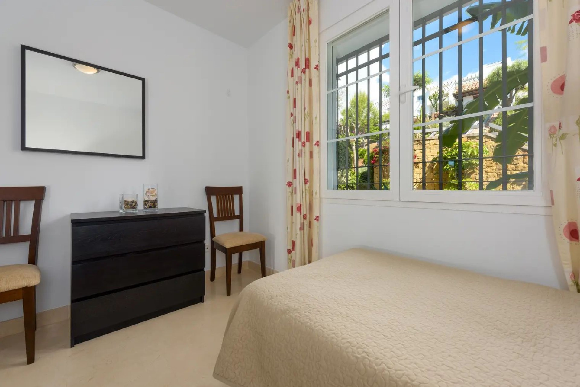 Ground Floor Apartment for rent in Los Arqueros, Benahavis
