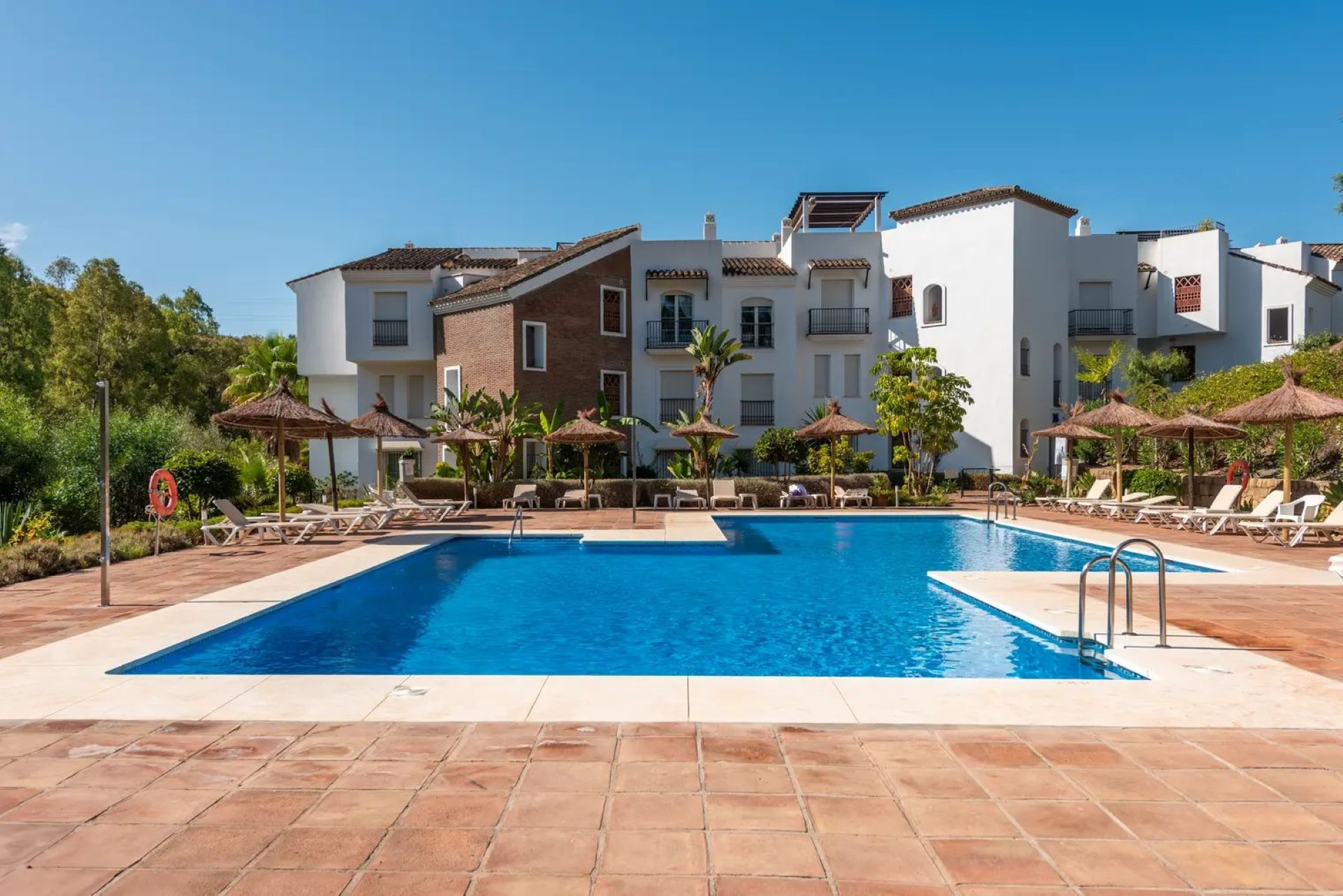 Ground Floor Apartment for rent in Los Arqueros, Benahavis