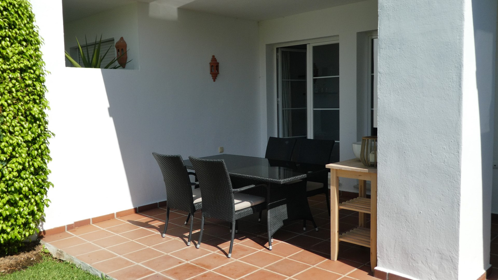 Ground Floor Apartment for rent in Los Arqueros, Benahavis