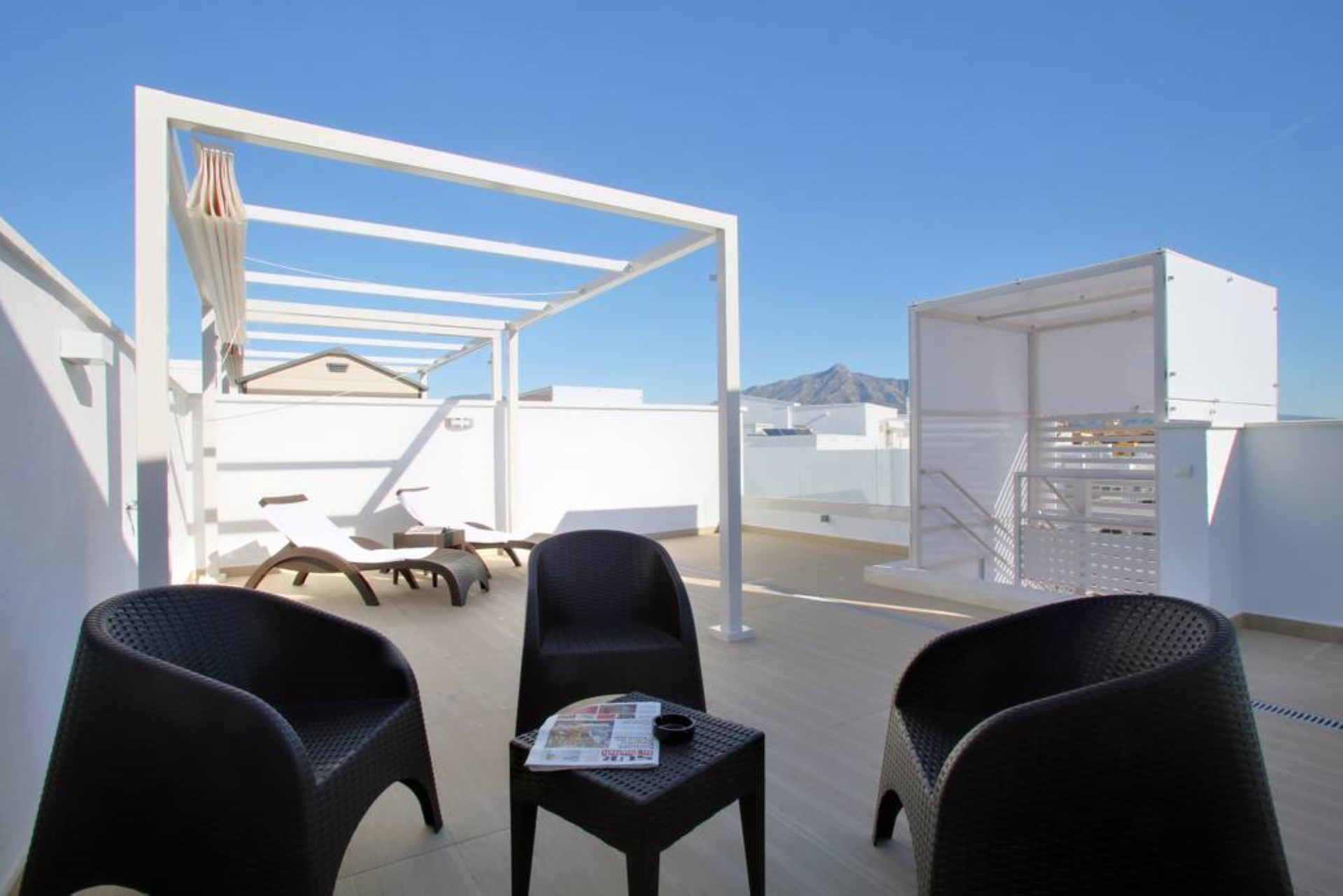 3 bedroom contemporary beachside penthouse in San Pedro