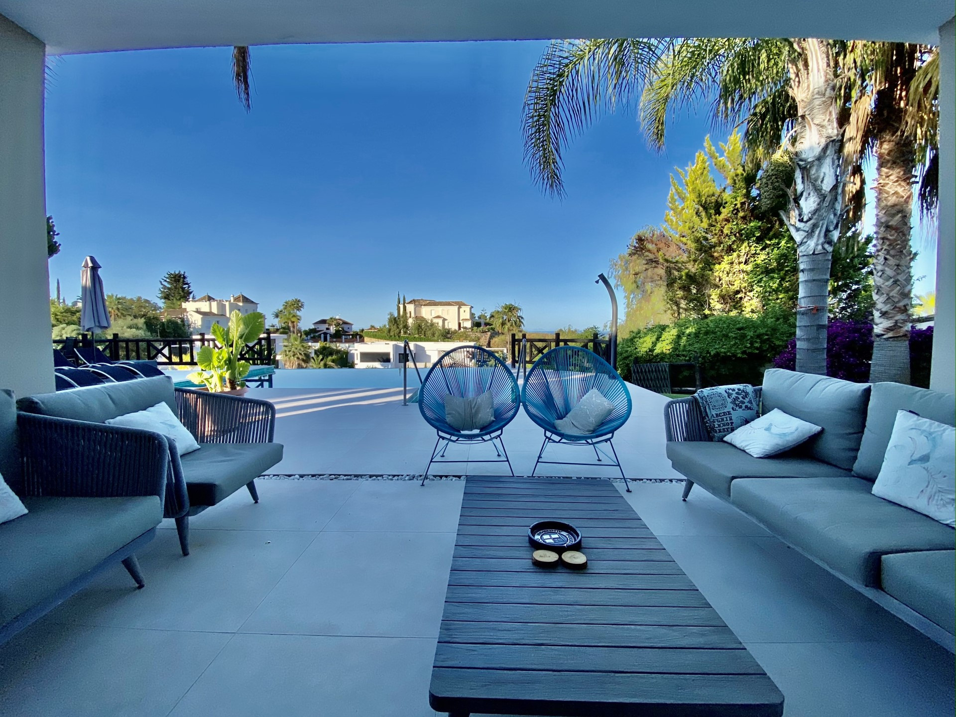 FANTASTICA VILLA DE ESTILO MEDITERRANEO EN EL ROSARIO, MARBELLA ESTE