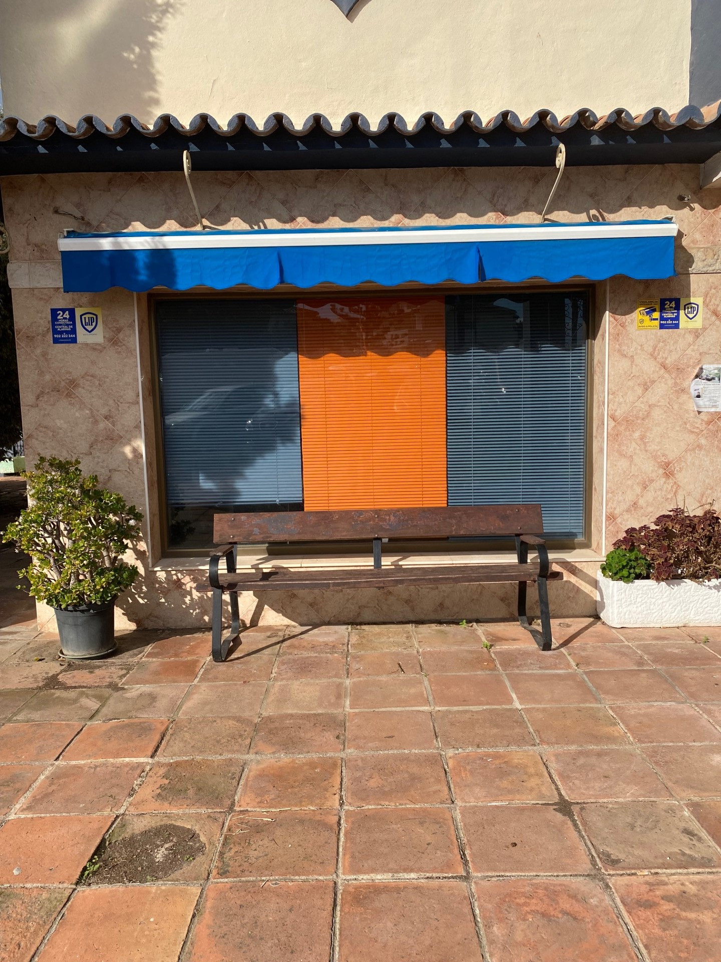 Ideal ground floor commercial unit in Elviria