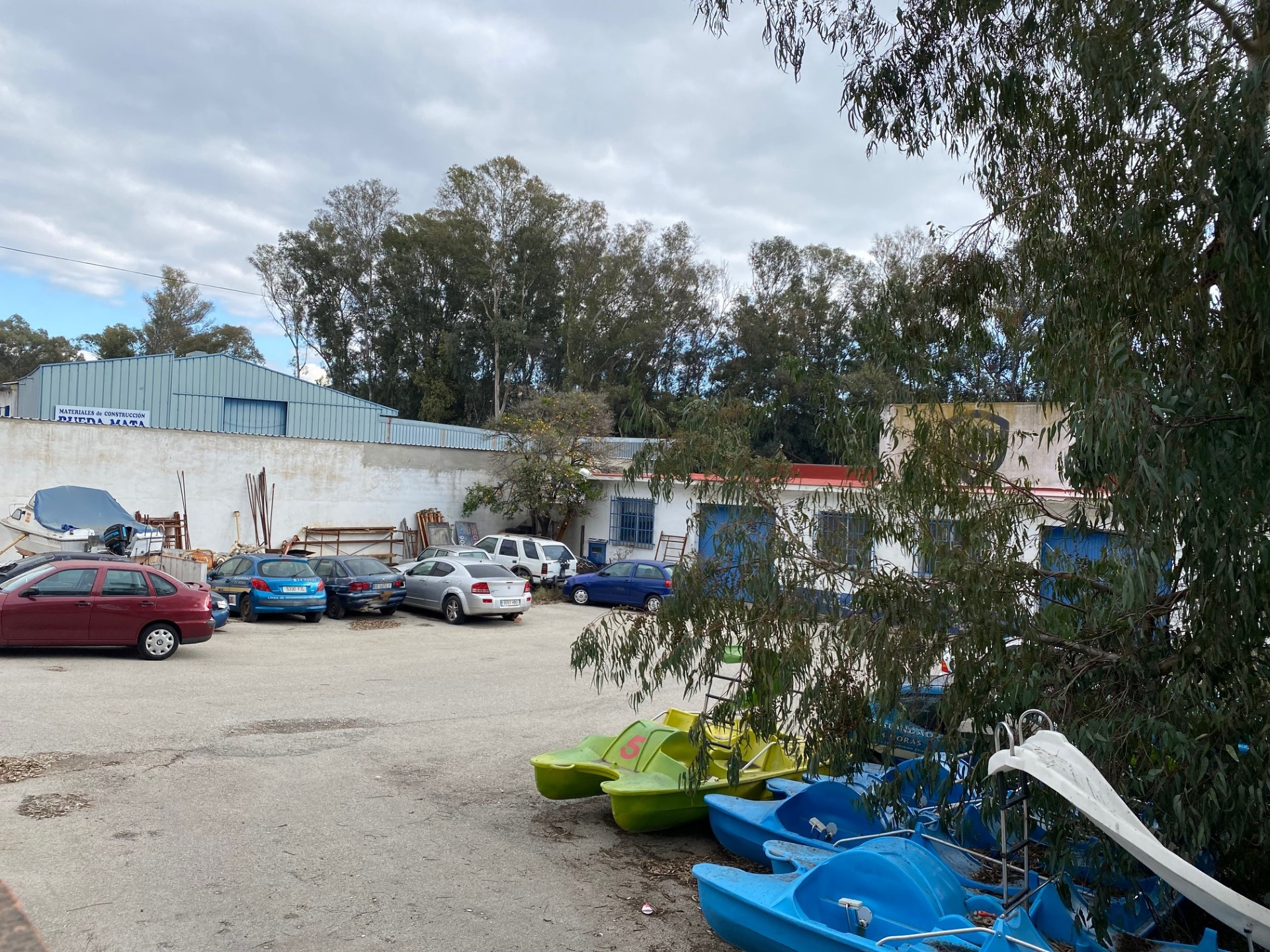 A large commercial unit in Elviria, east of Marbella town