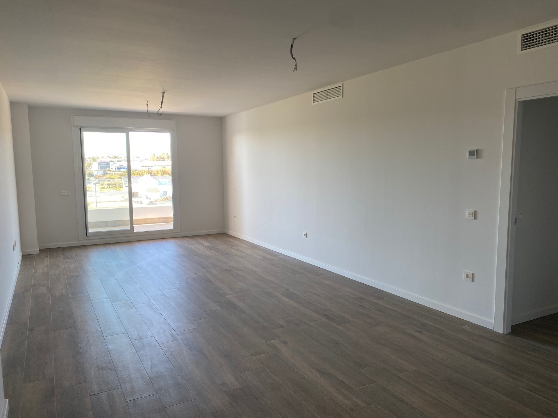 Brand new 3-bedroom apartment in Jardines de Guadaiza, Nueva Andalucía