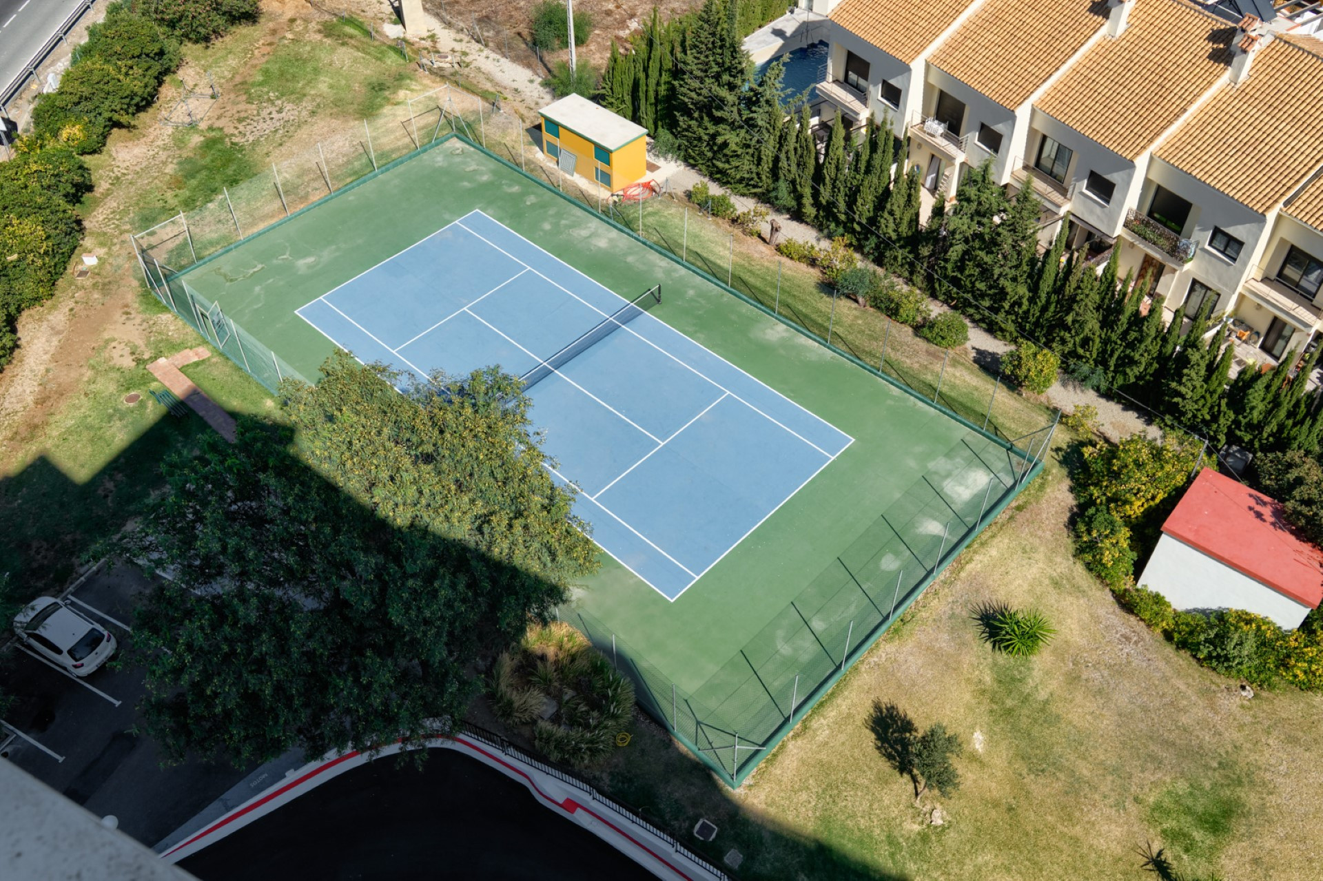 Renovated 3 bedroom beach front duplex penthouse in Bahia de Estepona