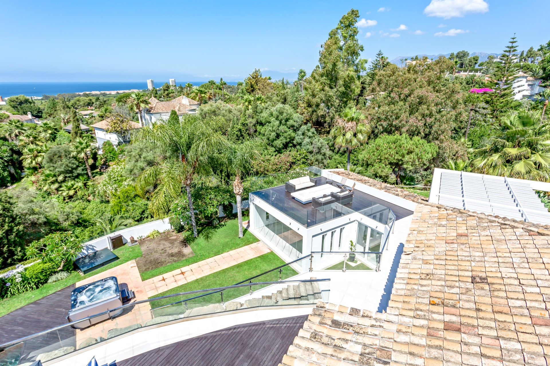 Una magnífica y moderna villa situada en Hacienda Las Chapas, Marbella Este