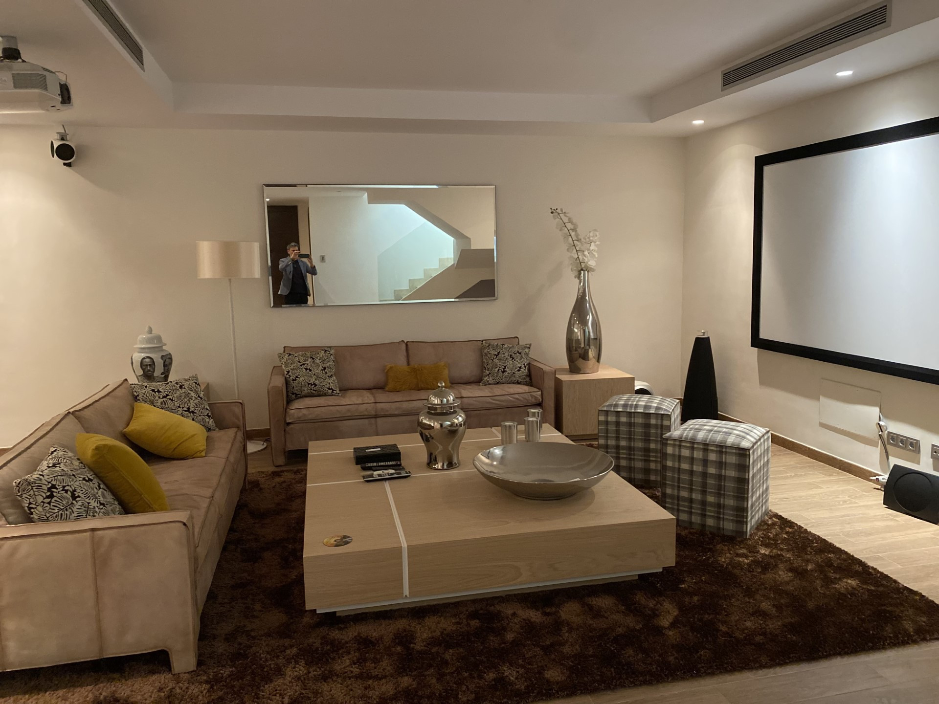 Impresionante apartamento dúplex en planta baja en La Reserva de Sierra Blanca