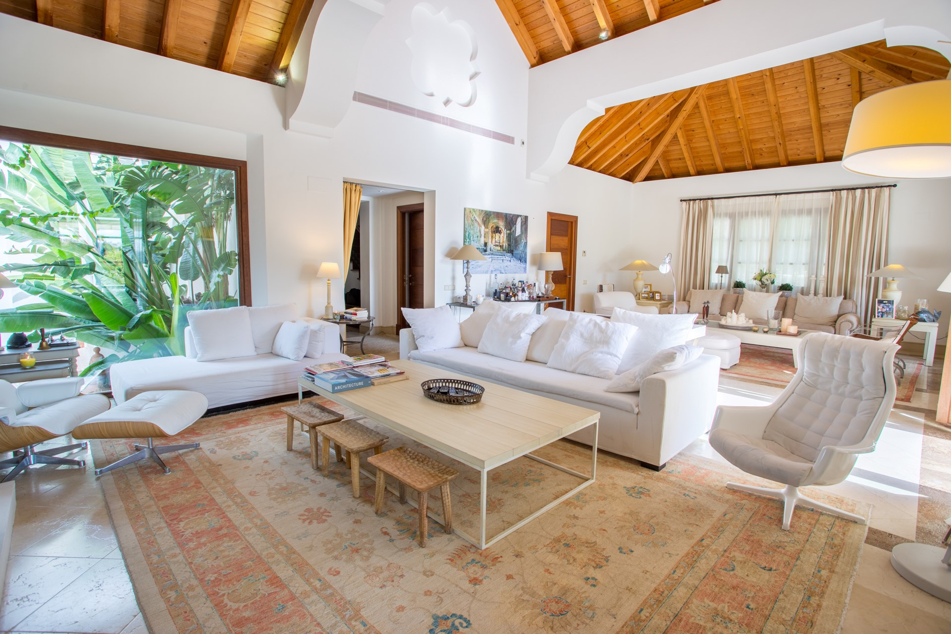 A modern Mediterranean style villa in Las Lomas de Marbella Club