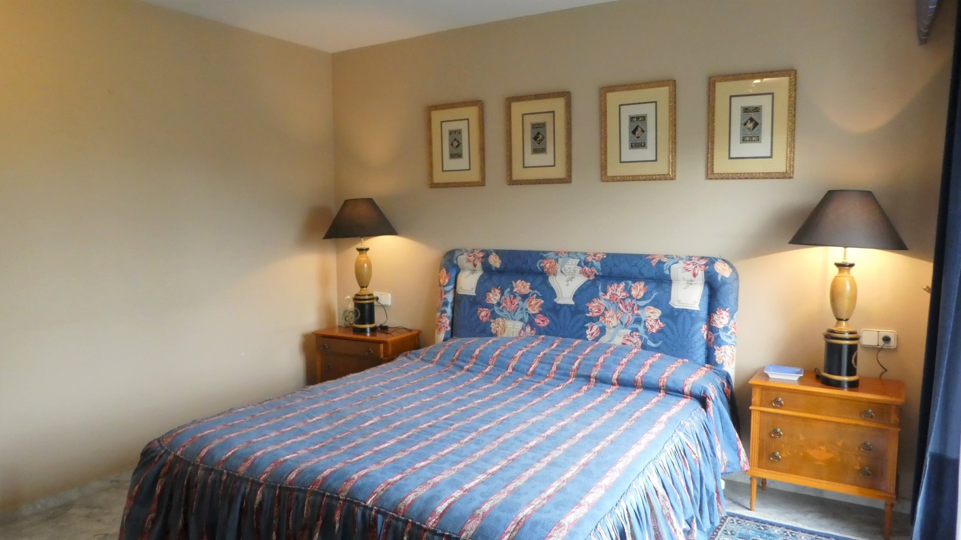 5 bedroom beach apartment in Playas del Duque, Puerto Banus