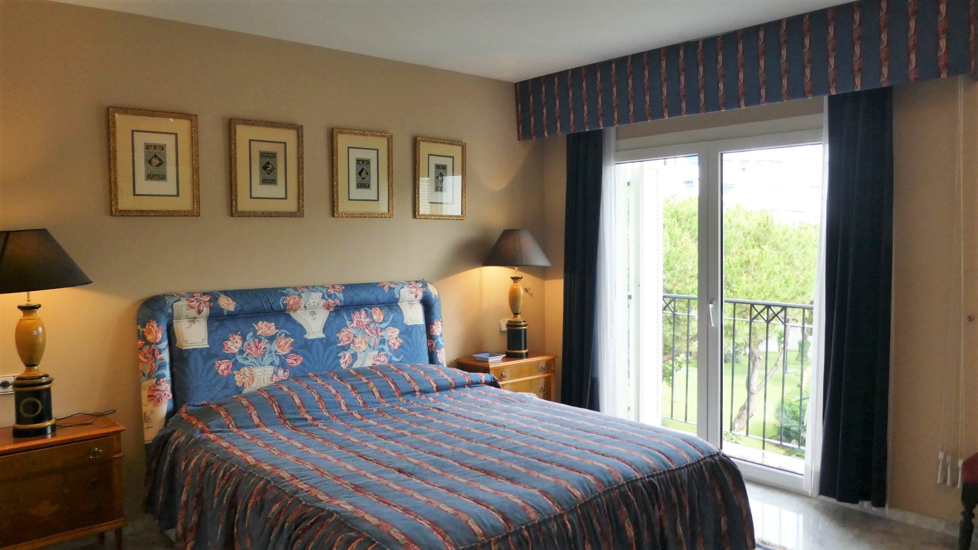 5 bedroom beach apartment in Playas del Duque, Puerto Banus