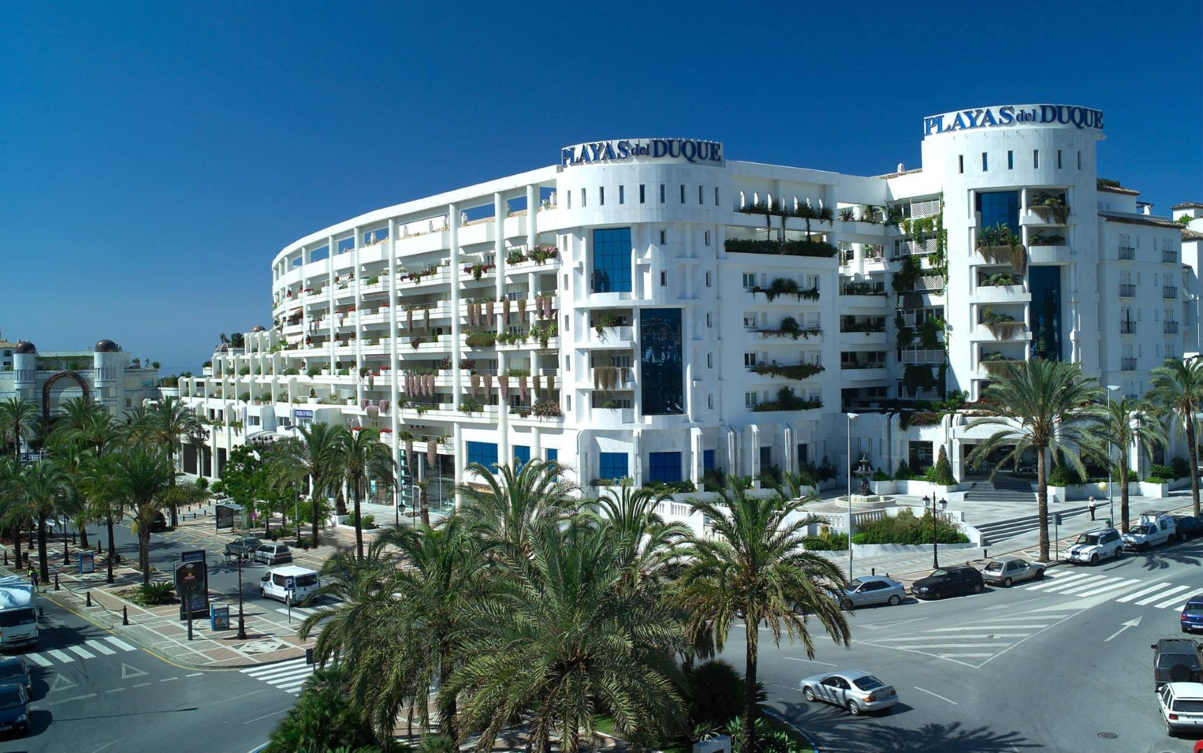 5 bedroom beach apartment in Playas del Duque, Puerto Banus