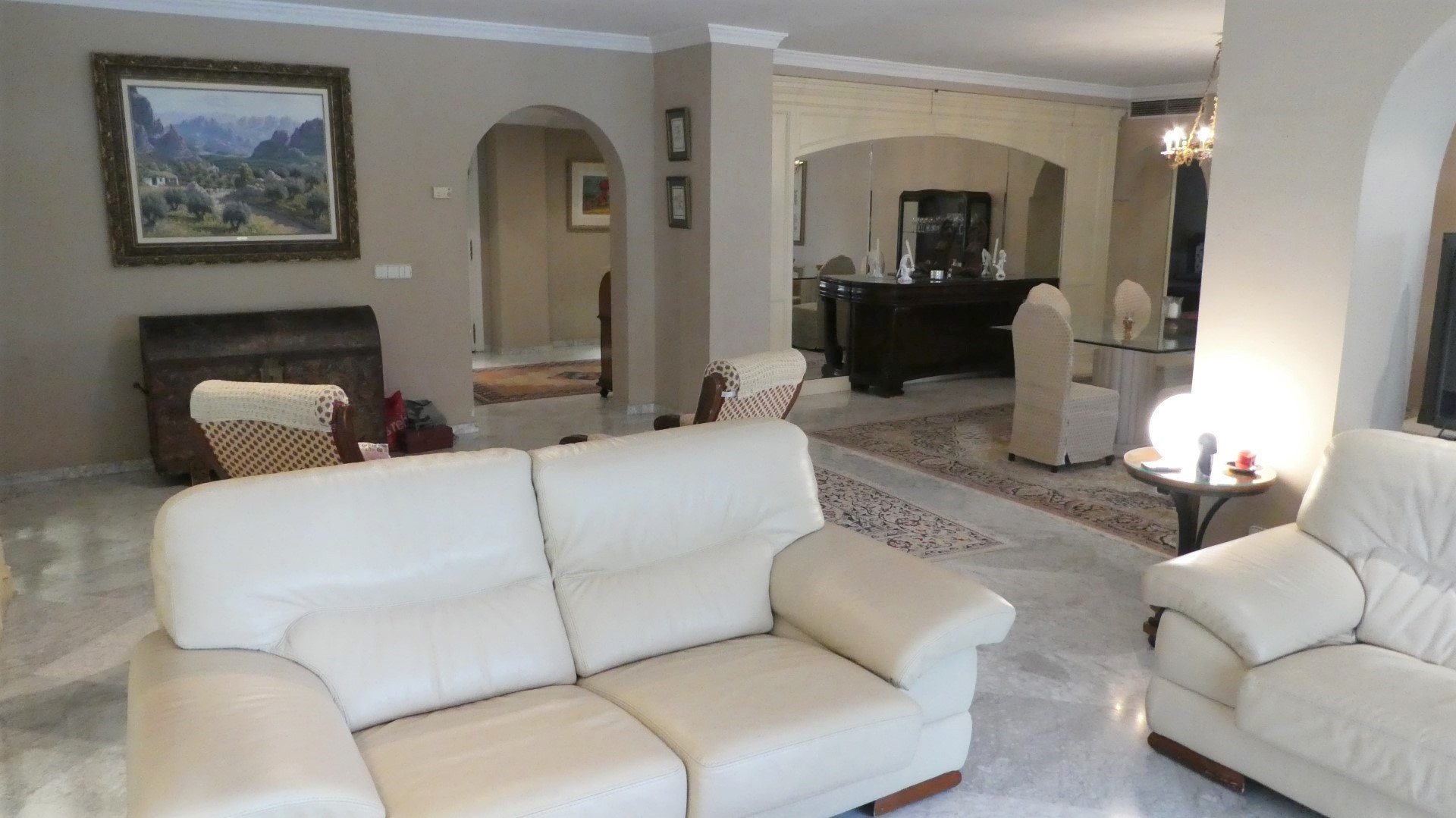 5 bedroom beach apartment in Playas del Duque, Puerto Banus