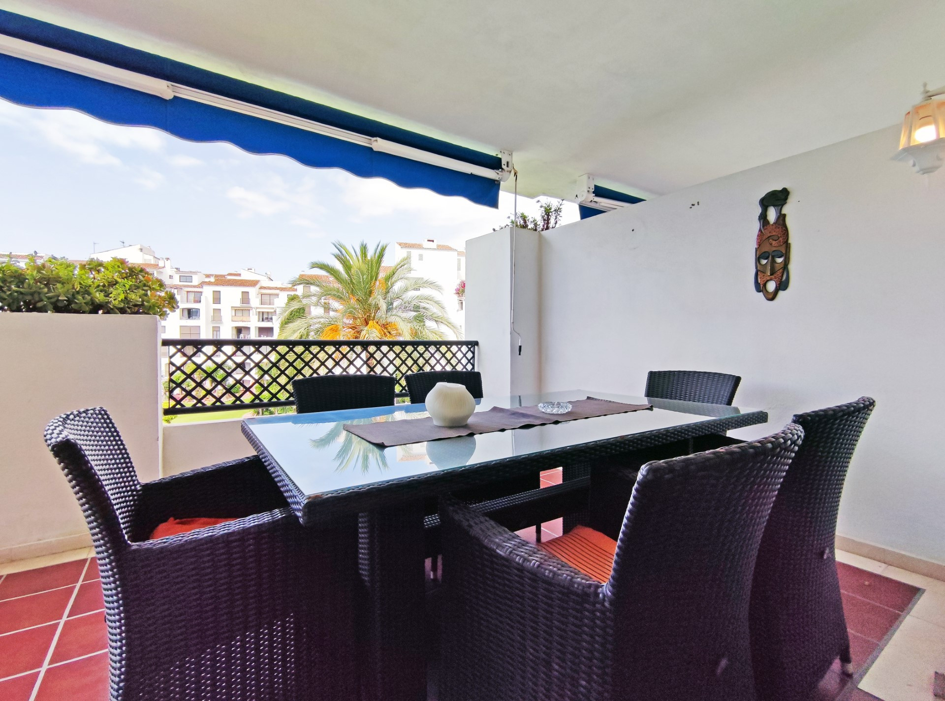 A beautiful 2 bedroom west facing apartment in Puerto Banus 