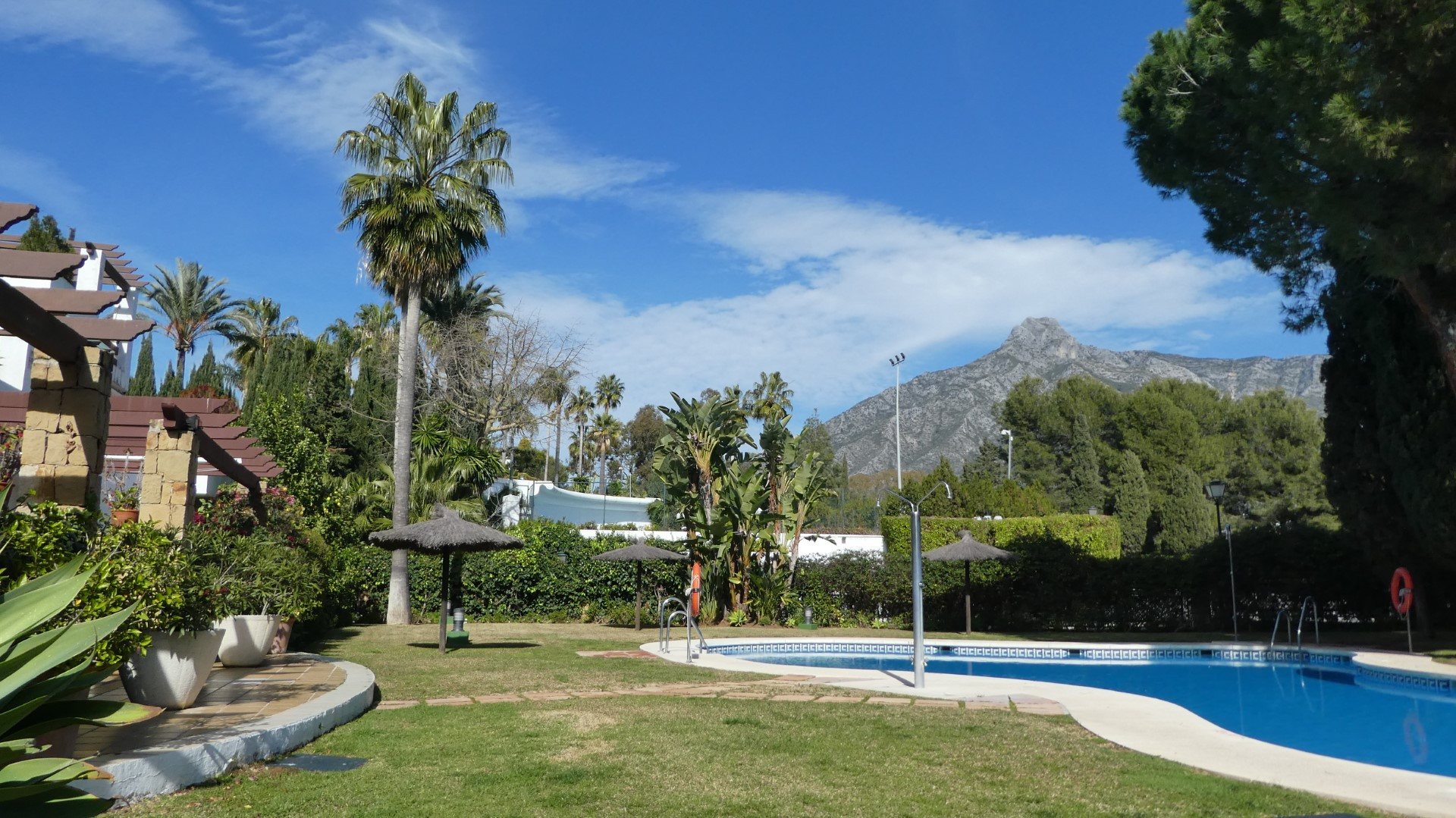 2 bedroom ground floor apartment on the Golden Mile