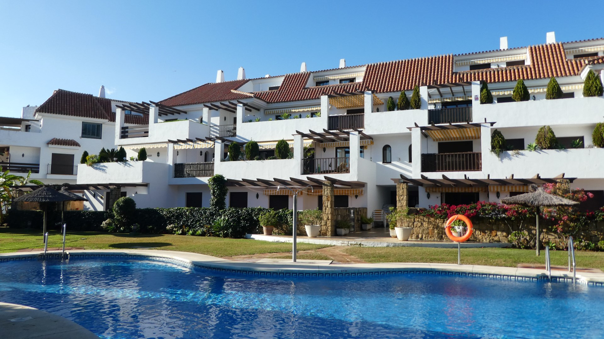2 bedroom ground floor apartment on the Golden Mile