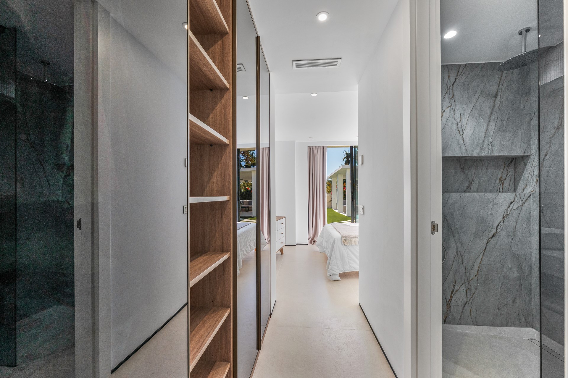 Unique modern 4 bedroom beachside villa in Marbesa