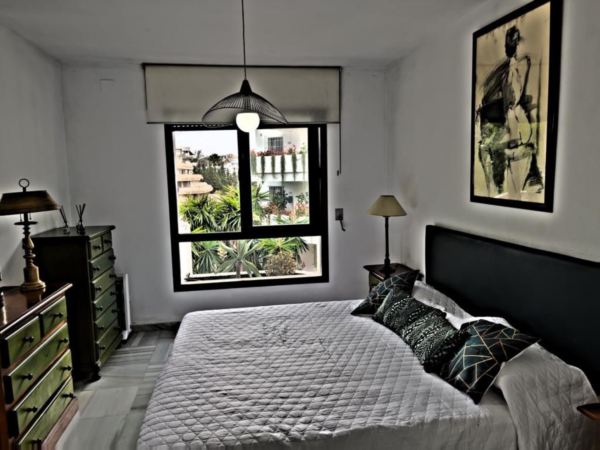 Ideal apartment for rent in the center of Nueva Andalucía