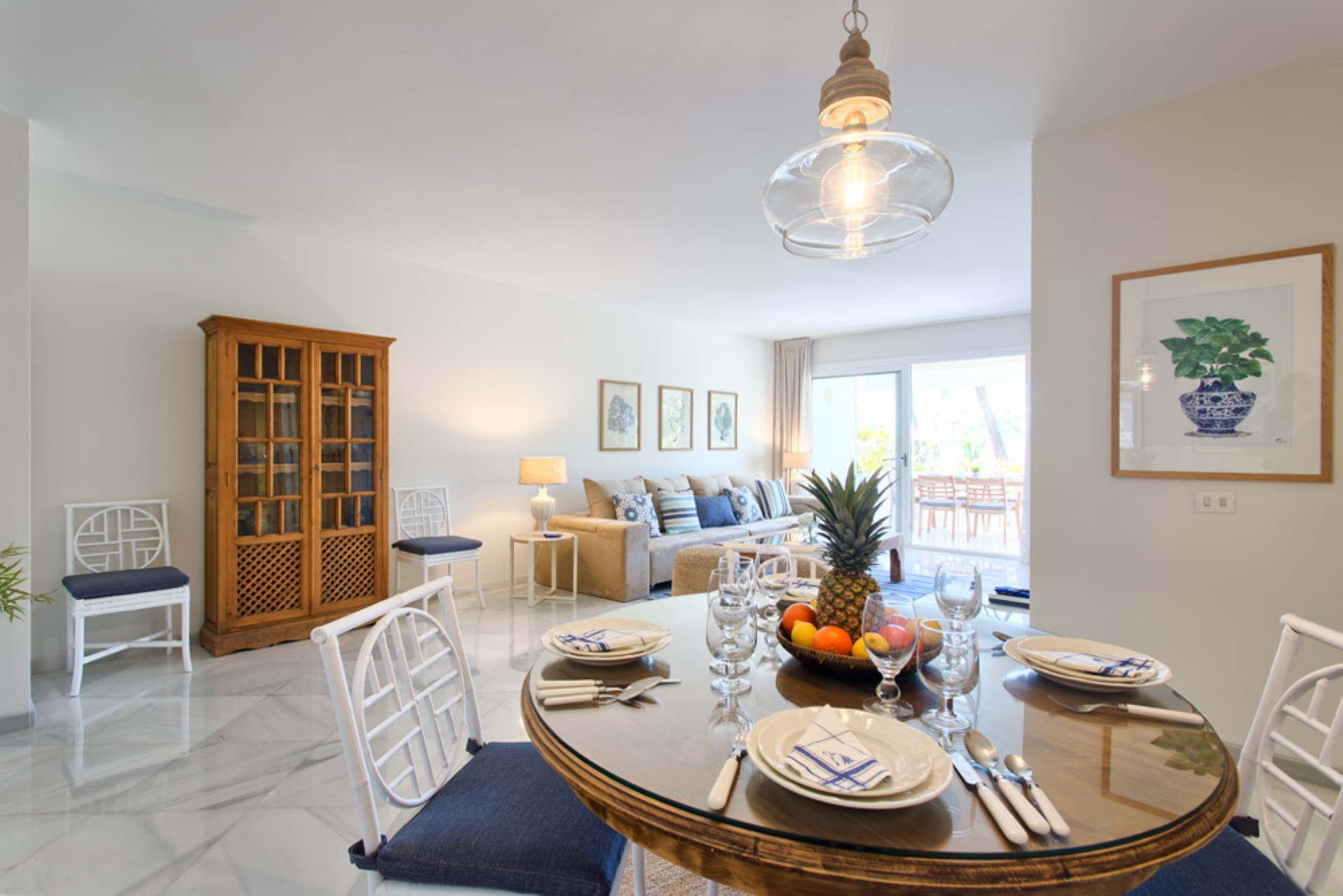 Stunning  3 bedrooms apartment  in  Los Granados,  firstline beach in Puerto Banus