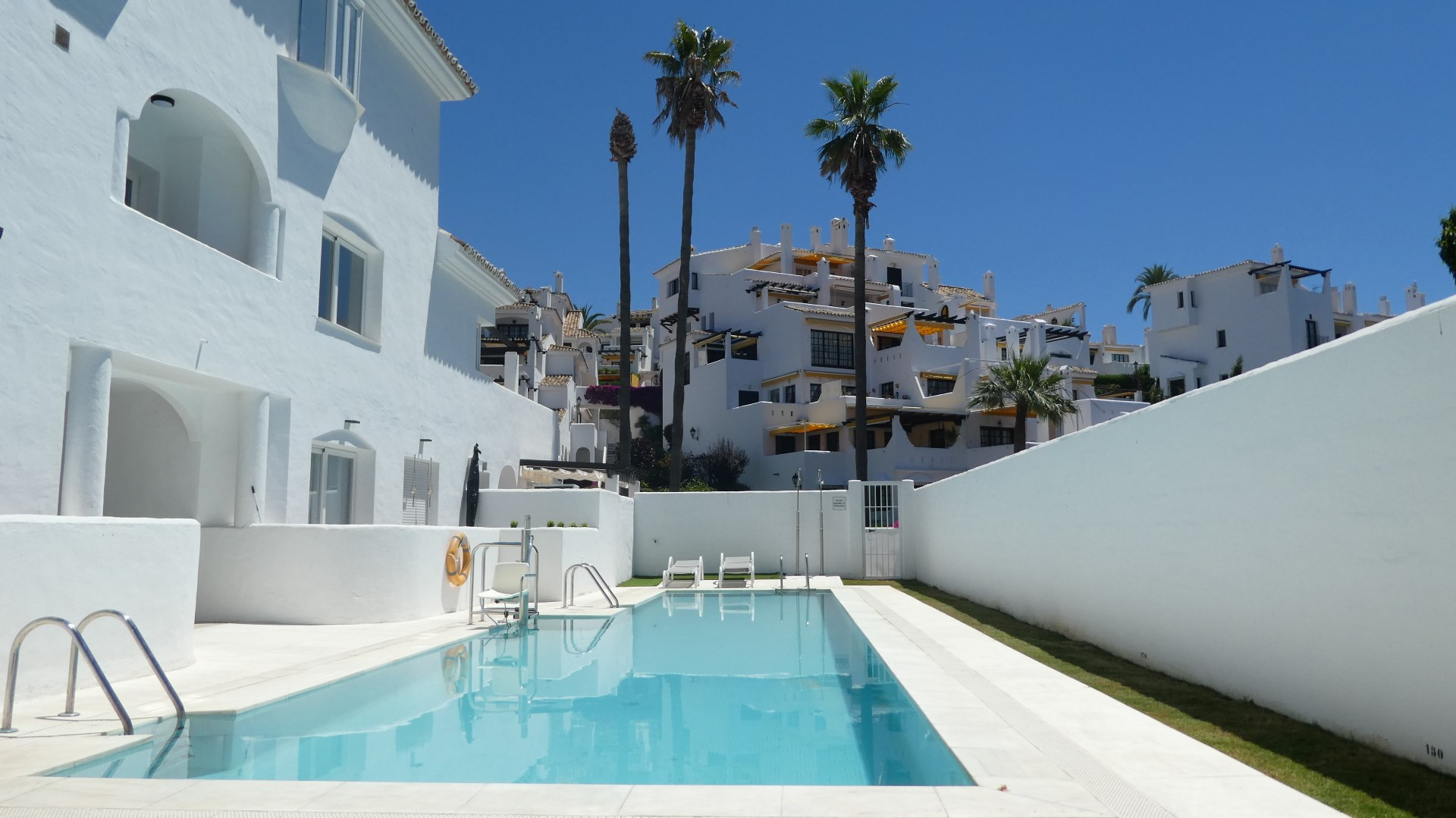 Moderno apartamento de dos dormitorios en el Valle del Golf
